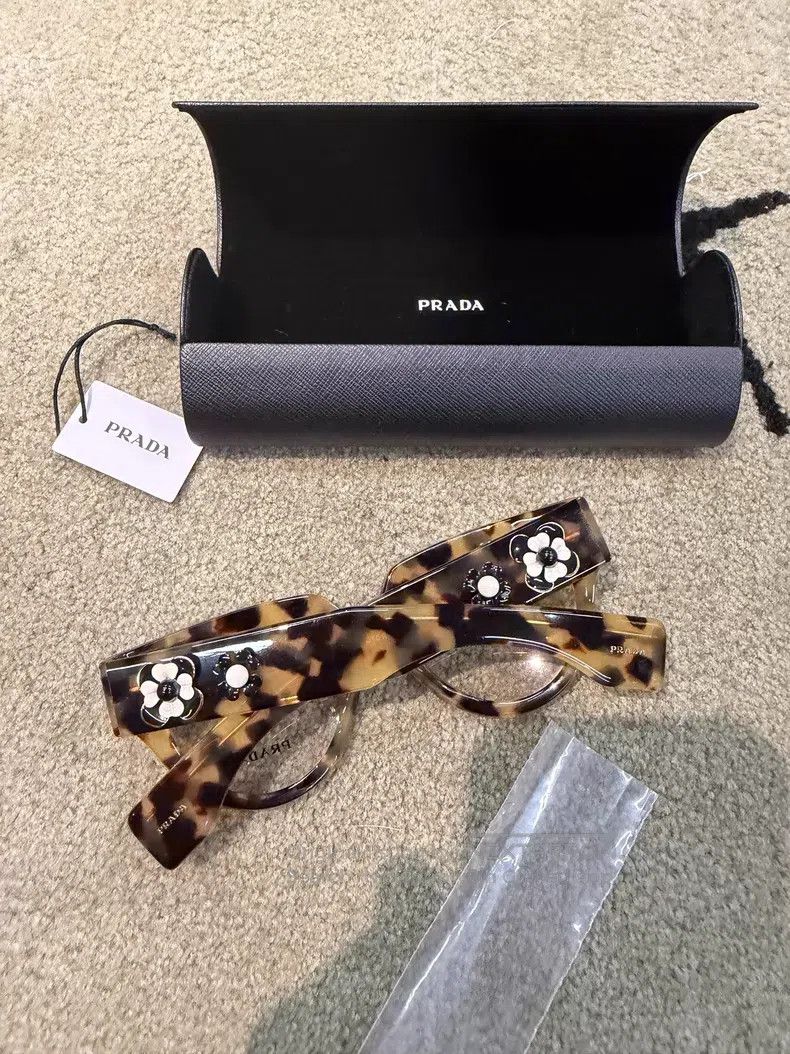 Prada Prada Camellia Flower Glasses Size ONE SIZE - 4 Thumbnail