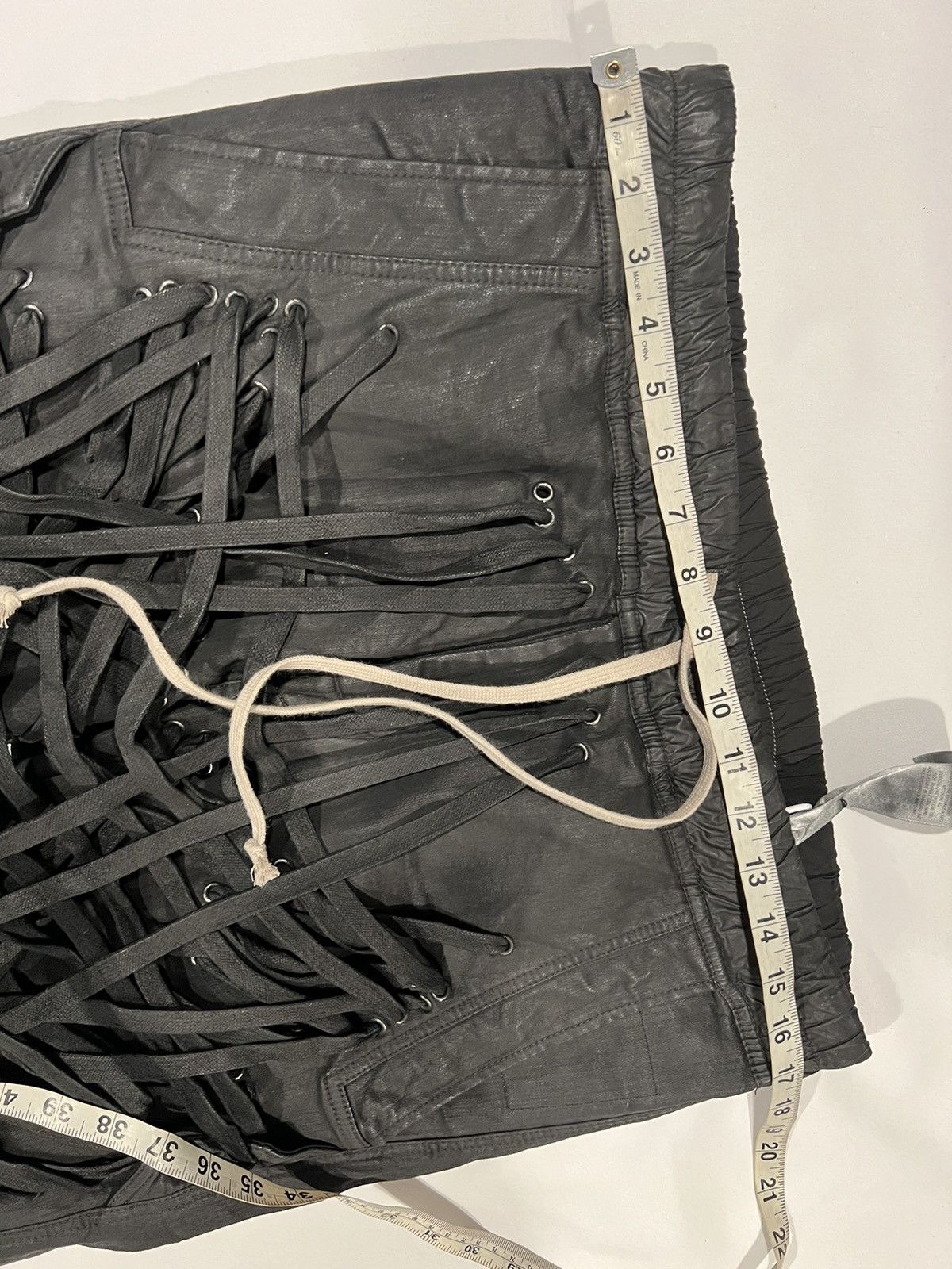 Rick Owens Rick Owens Thomas mega laced waxed jogger pants. 54/36 Size US 36 / EU 52 - 4 Thumbnail