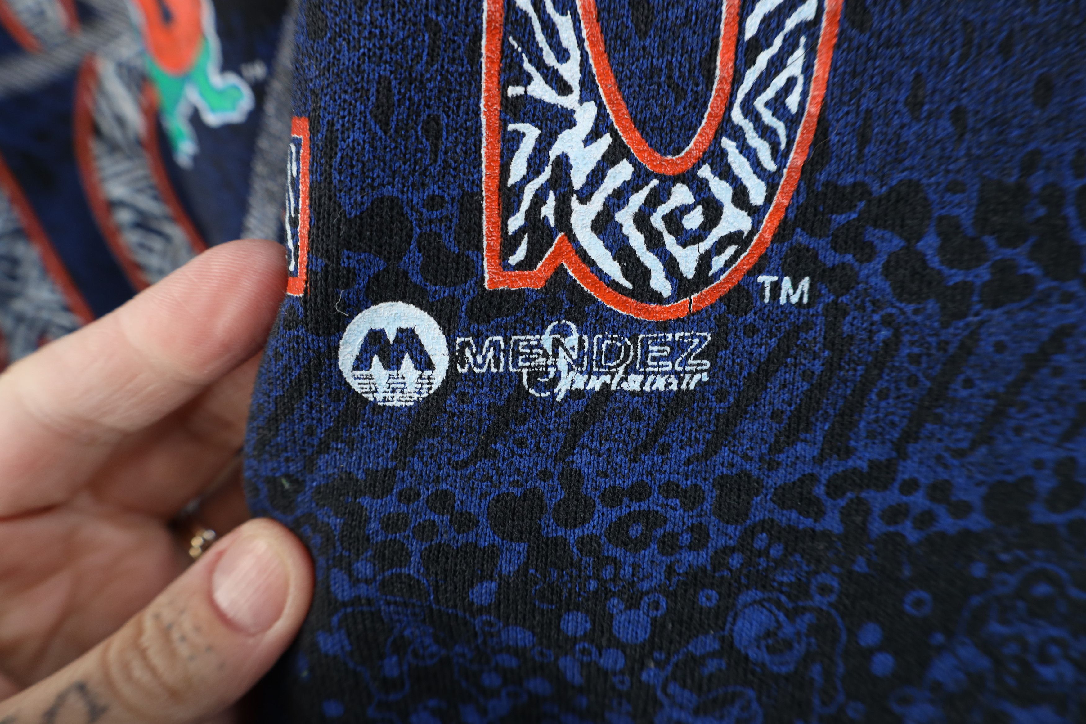 Vintage Vintage 90s University of Florida Football Print Sweatshirt Size US L / EU 52-54 / 3 - 6 Thumbnail