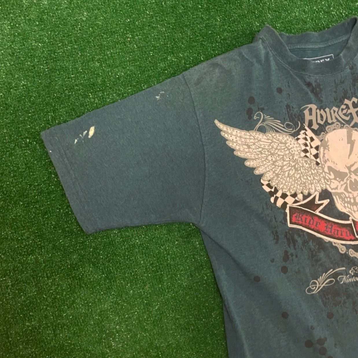 Avirex VINTAGE Avirex T-Shirt Men M Blue Jewel Embellished Skull Wings Grunge Punk Y2K VTG Shirt Mens M Blue Punk Y2K Avirex Shirt Size US M / EU 48-50 / 2 - 4 Thumbnail