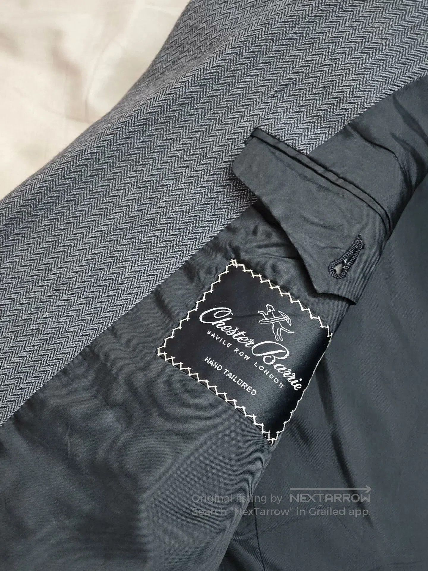 Chester Barrie Chester Barrie Custom Suit in Gray. Size US M / EU 48-50 / 2 - 7 Thumbnail