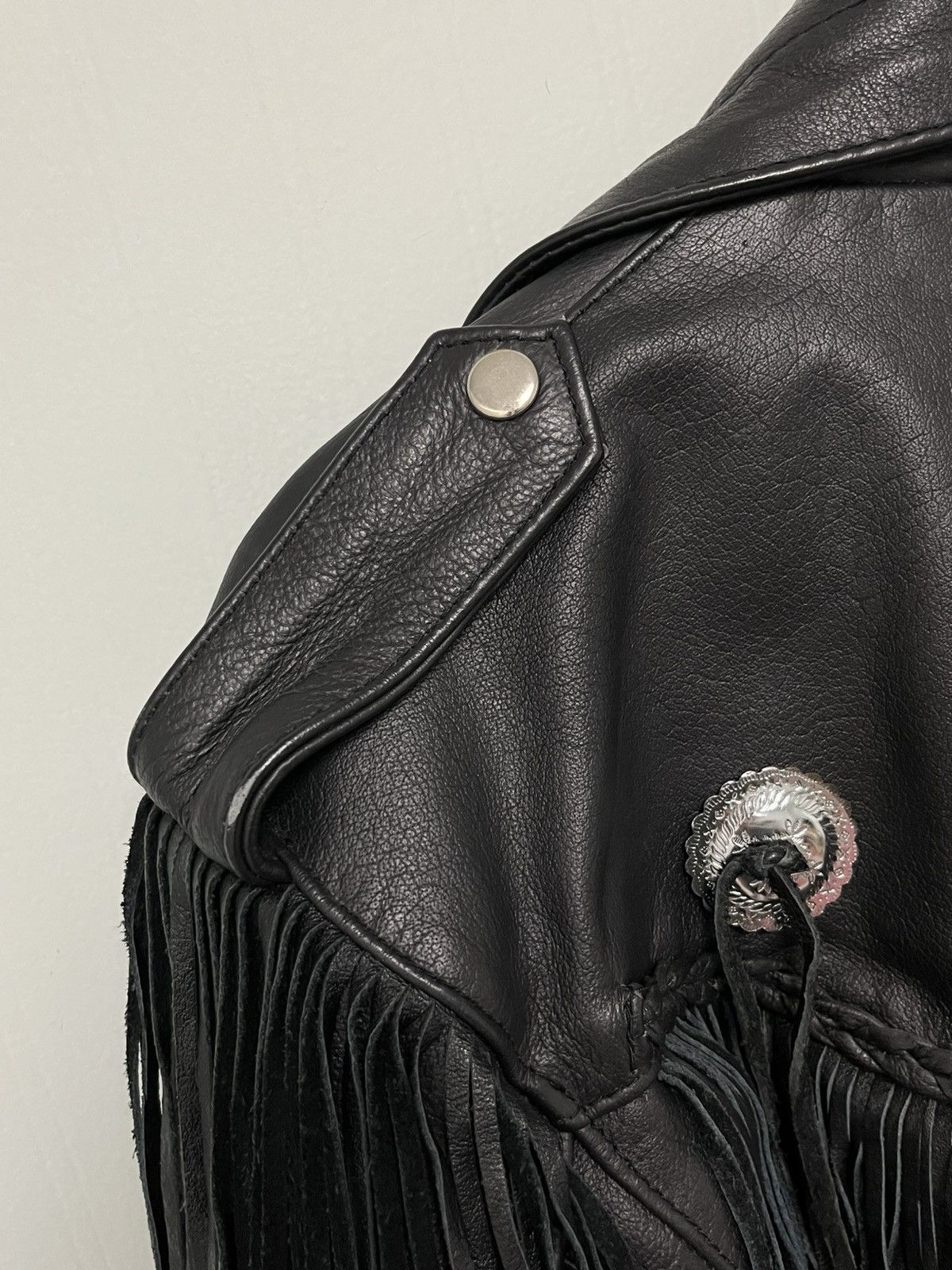 Vintage Fringed Leather Jacket. Size 42 Size L / US 10 / IT 46 - 10 Thumbnail
