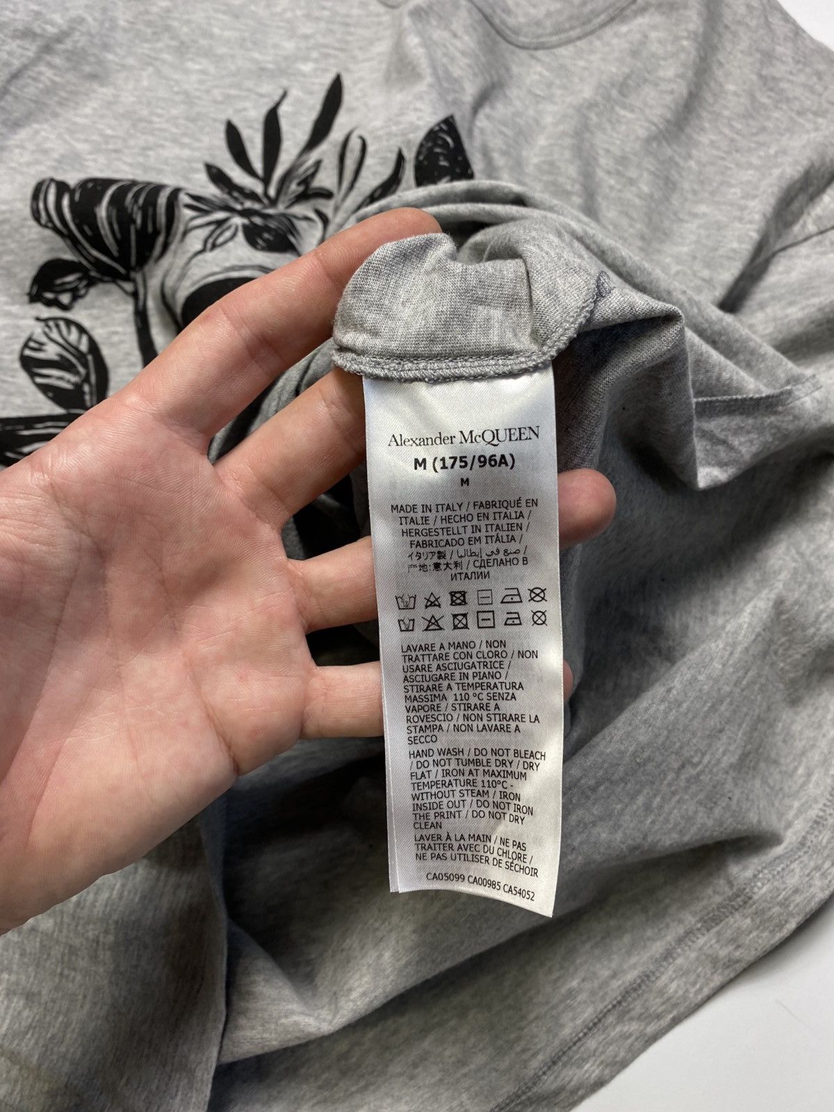 Alexander McQueen Alexander McQueen T-shirt Skull Flower Logo Size US M / EU 48-50 / 2 - 6 Thumbnail