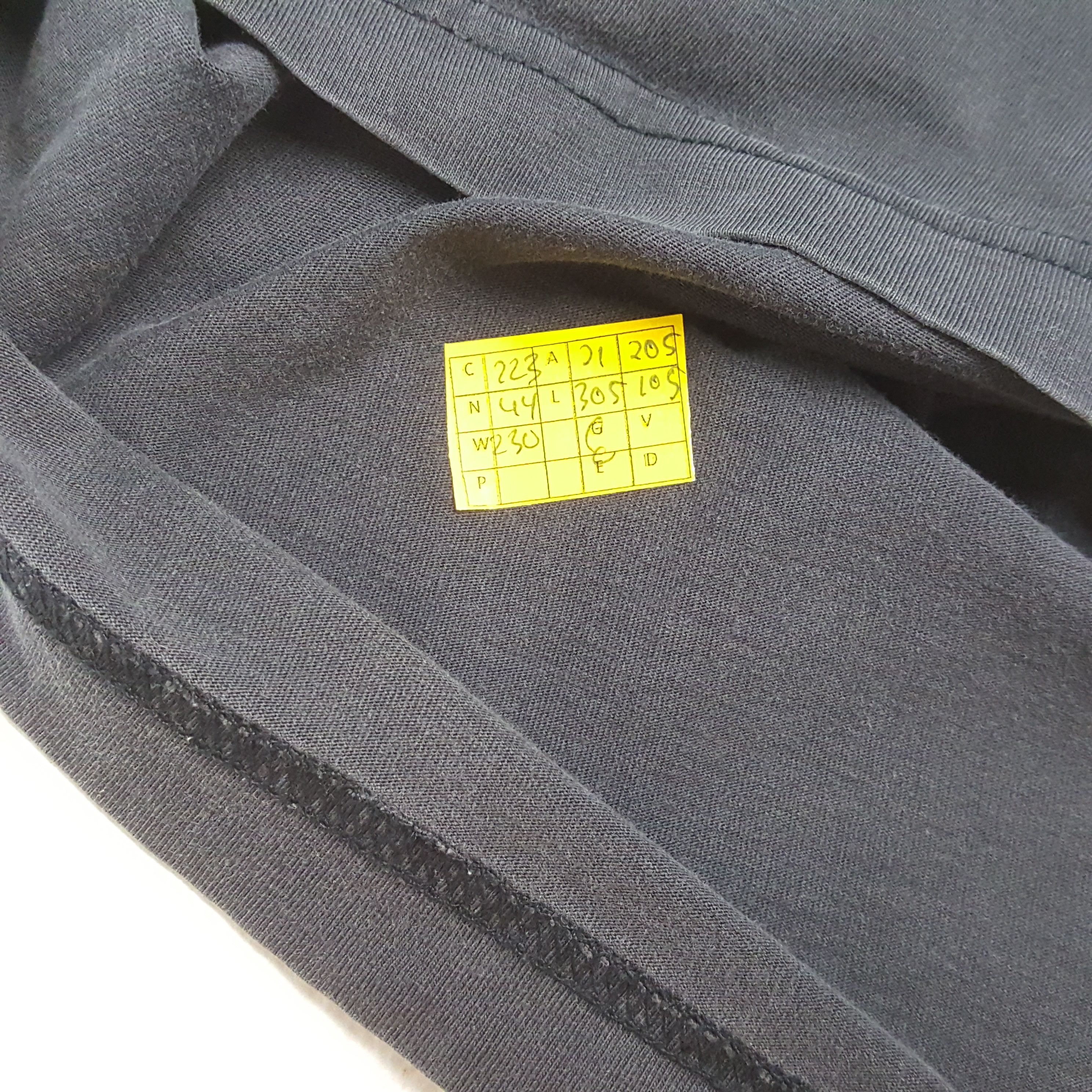 Ferrari × Vintage Vintage FERRARI Formula One Racing Big Logo T-Shirts Size US L / EU 52-54 / 3 - 5 Thumbnail
