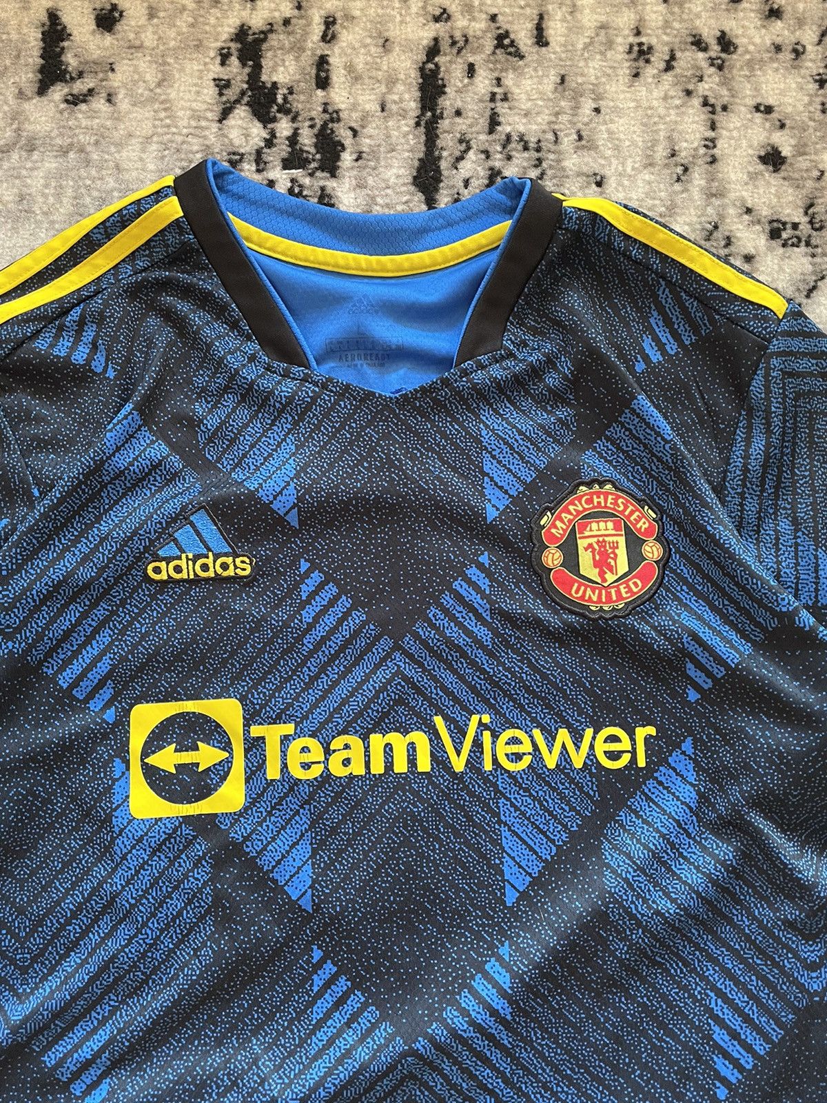 Adidas Manchester United Ronaldo Jersey Adidas Rare Streetwear Y2k Size US L / EU 52-54 / 3 - 7 Thumbnail
