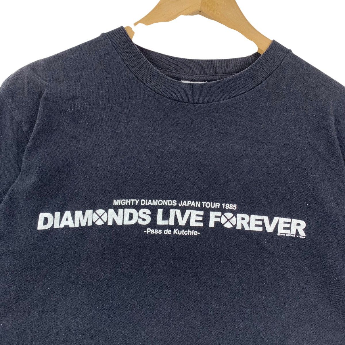 Vintage Vintage MIGHTY DIAMONDS Live Forever Japan Tour 1985 Tshirt Size US M / EU 48-50 / 2 - 3 Thumbnail