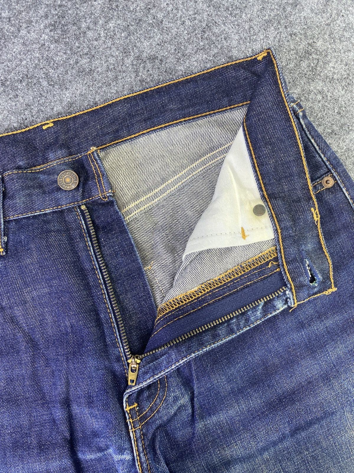 Levi's × Vintage Vintage Levis 512 Blue Wash Jeans - J913 Size US 31 - 5 Thumbnail