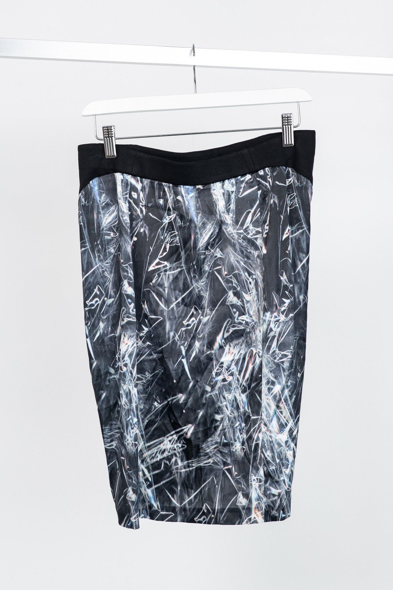 Helmut Lang Helmut Lang Cellophane-Print Stretch-Silk Knee-Length Skirt Size 28" / US 6 / IT 42 - 2 Thumbnail