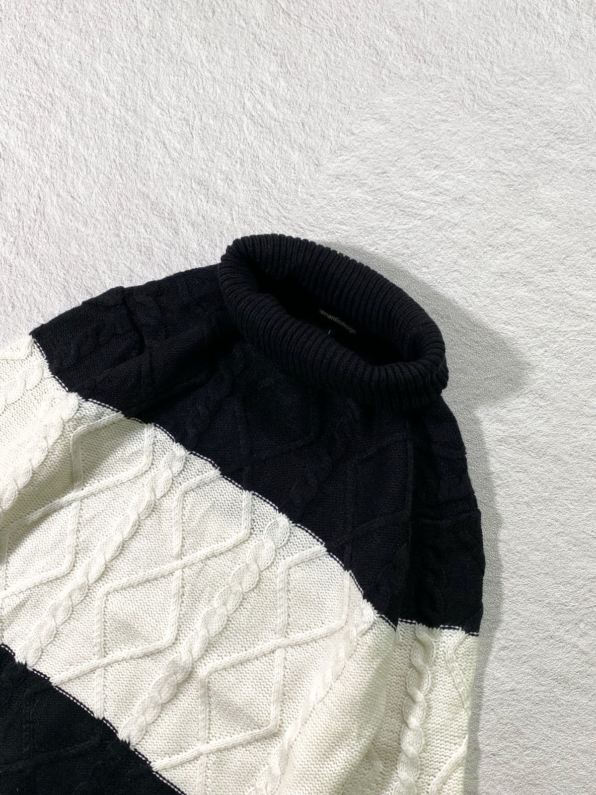 If Six Was Nine × Japanese Brand × semanticdesign RARE ❤️‍🔥 Semantic Design Turtle Neck Cabble Knit Size US M / EU 48-50 / 2 - 6 Thumbnail