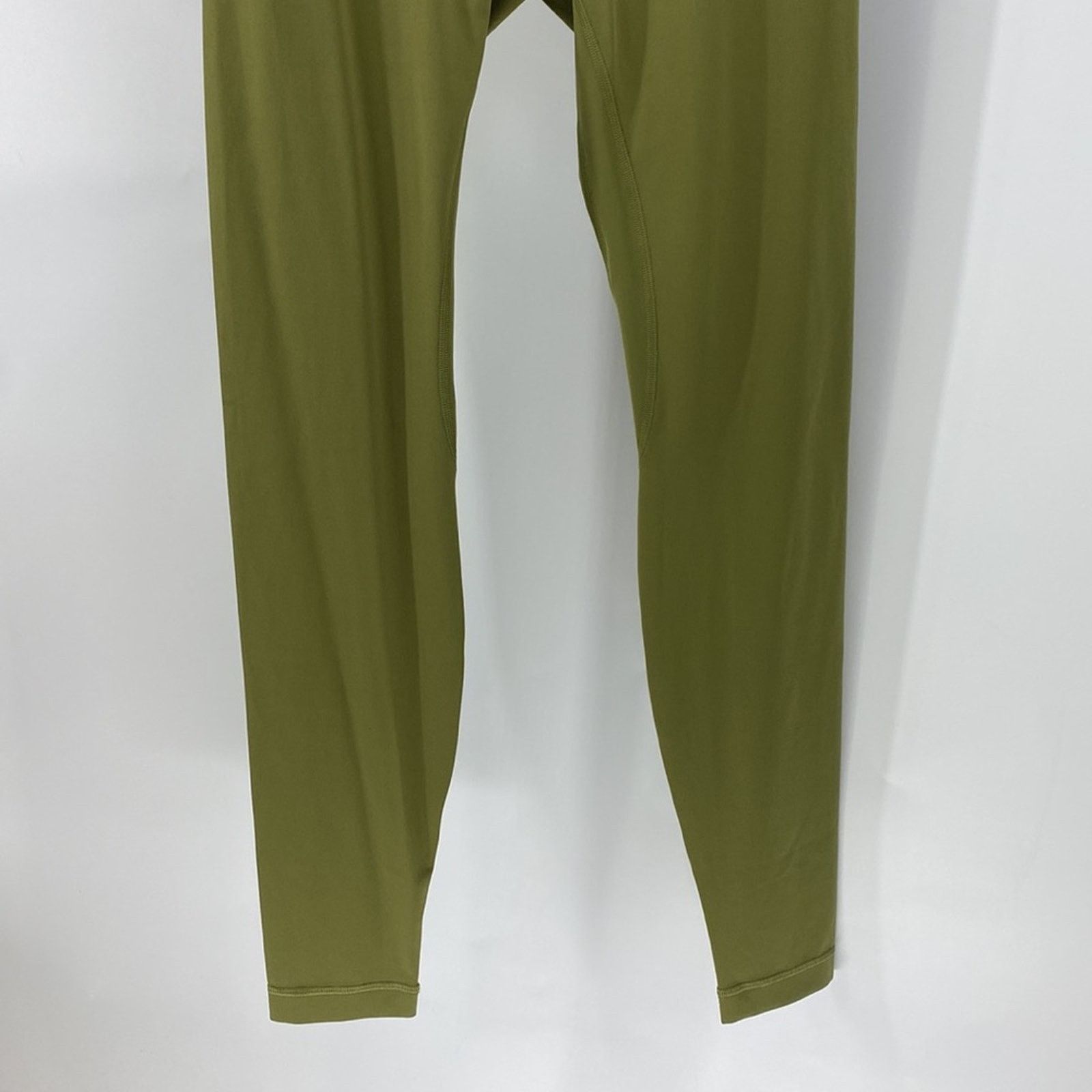 Lululemon Lululemon High Rise Legging athleisure exercise comfortable Size 28" / US 6 / IT 42 - 3 Thumbnail