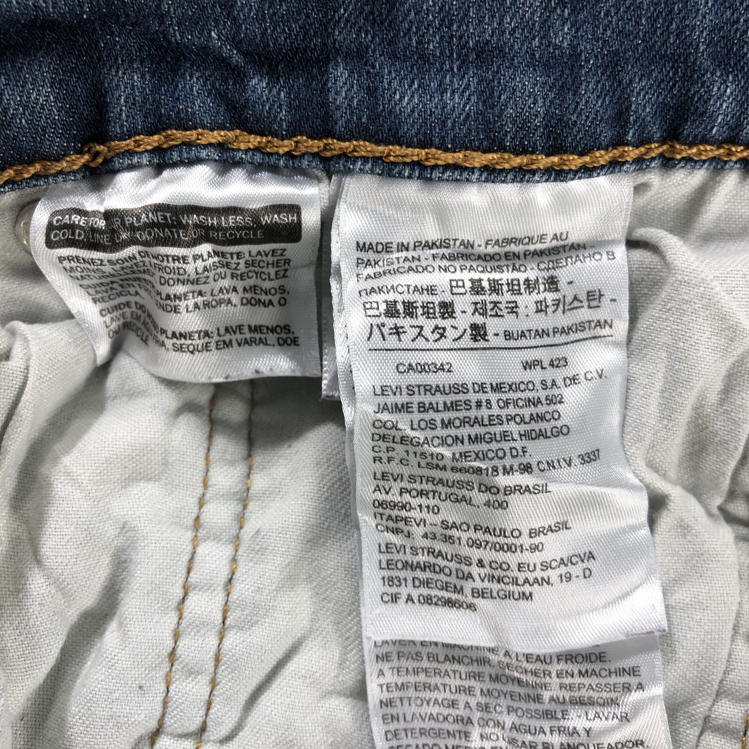 Levi's Vintage Blue Wash Levis Jeans-J2671 Size US 32 / EU 48 - 11 Thumbnail