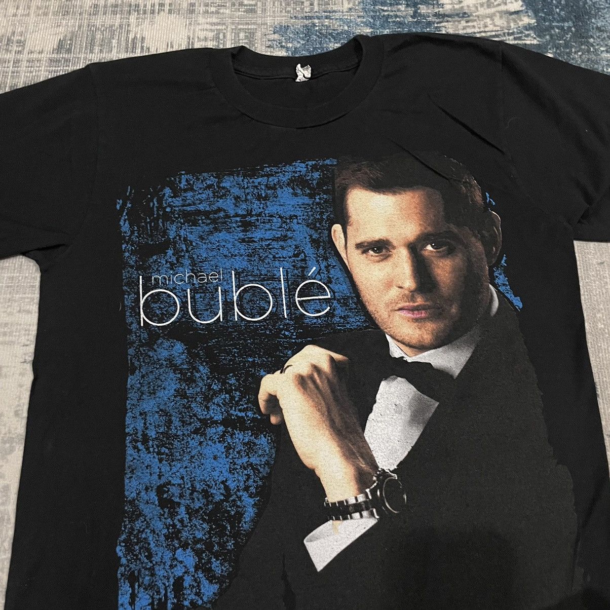 Band Tees Vintage 2014 Michael Bublé World Tour t-shirt Size US S / EU 44-46 / 1 - 3 Thumbnail