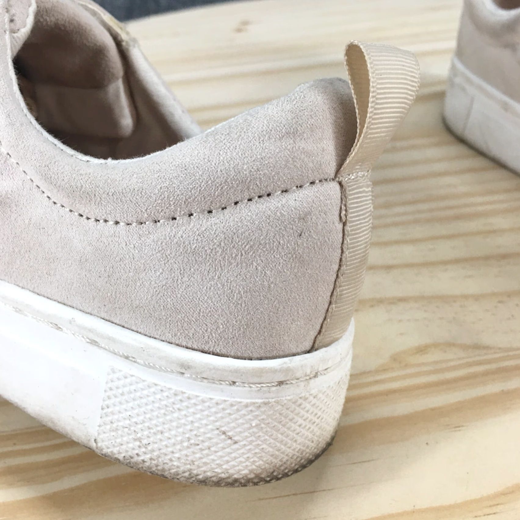 H&M H&M Shoes Womens 8.5 Slip On Sneakers Beige Casual Comfort Low Top Round Toe Shoes Mens? No Size M / US 6-8 / IT 42-44 - 6 Thumbnail