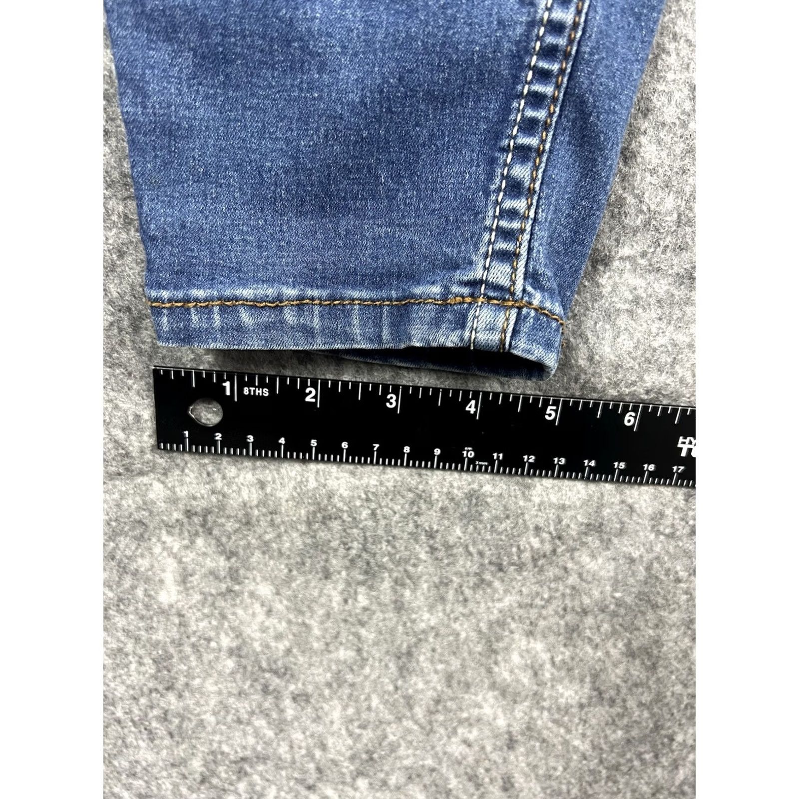 Guess VINTAGE Guess Jeans Womens Low Rise Power Skinny Cindy Fit Distressed Denim Size 30 Blue 90s City Grunge Retro Rock Y2K 5-Pocket Denim Jeans Womens Size 30" / US 8 / IT 44 - 8 Thumbnail