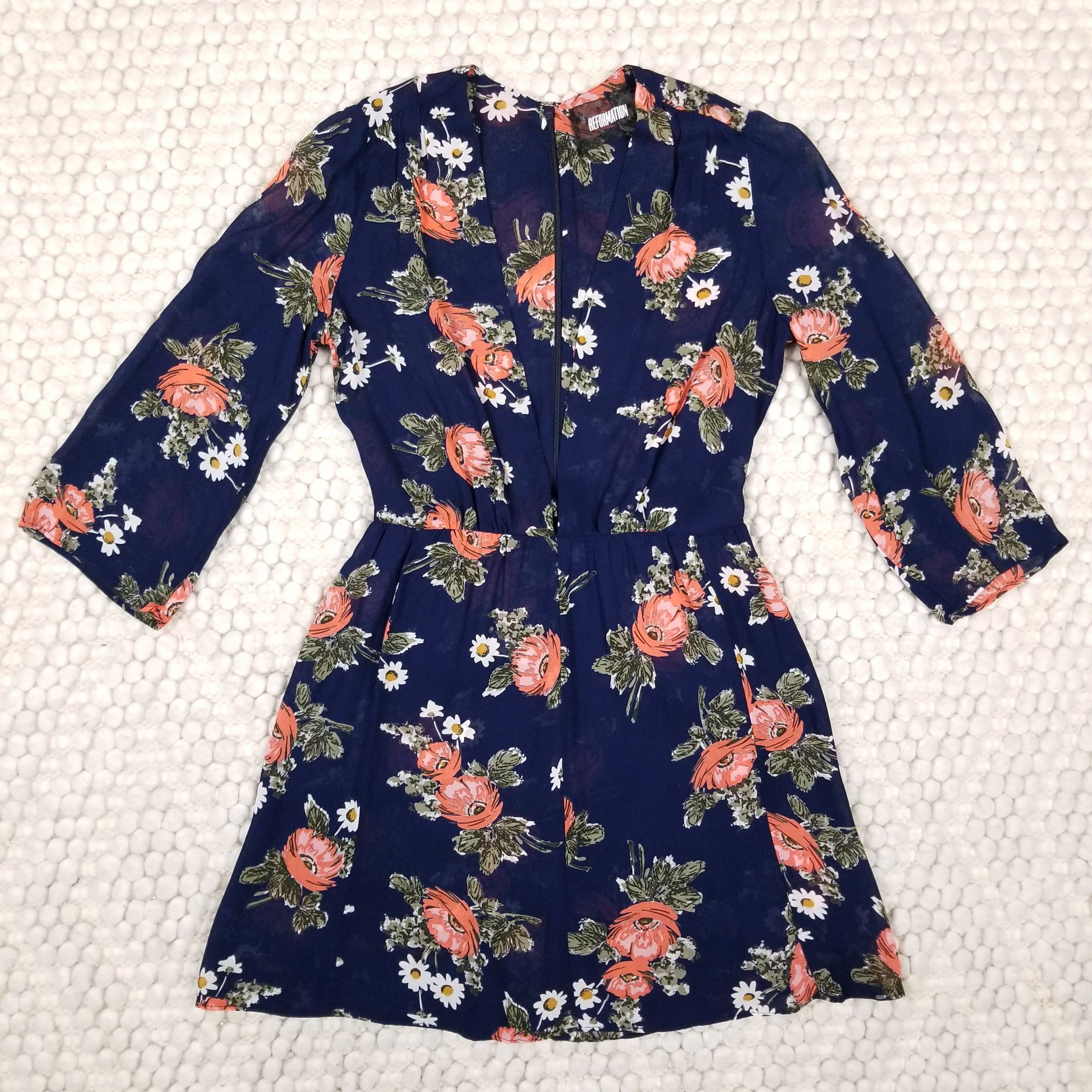 Reformation Deep V Front Floral Dress Size XS / US 0-2 / IT 36-38 - 7 Thumbnail