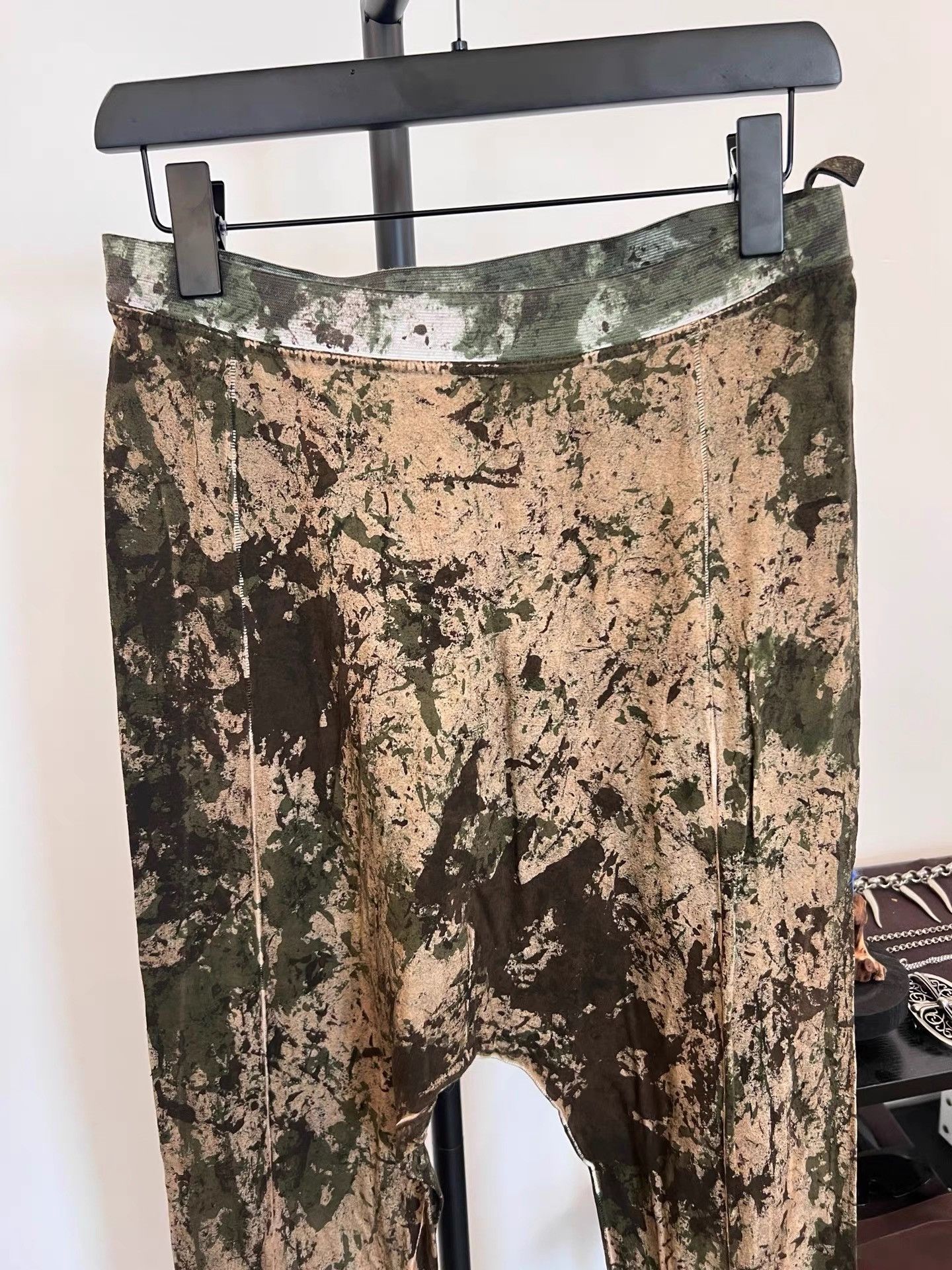 11 By Boris Bidjan Saberi 11by BBS Ink Splatter Camo Tights K35 Size US 35 - 3 Thumbnail