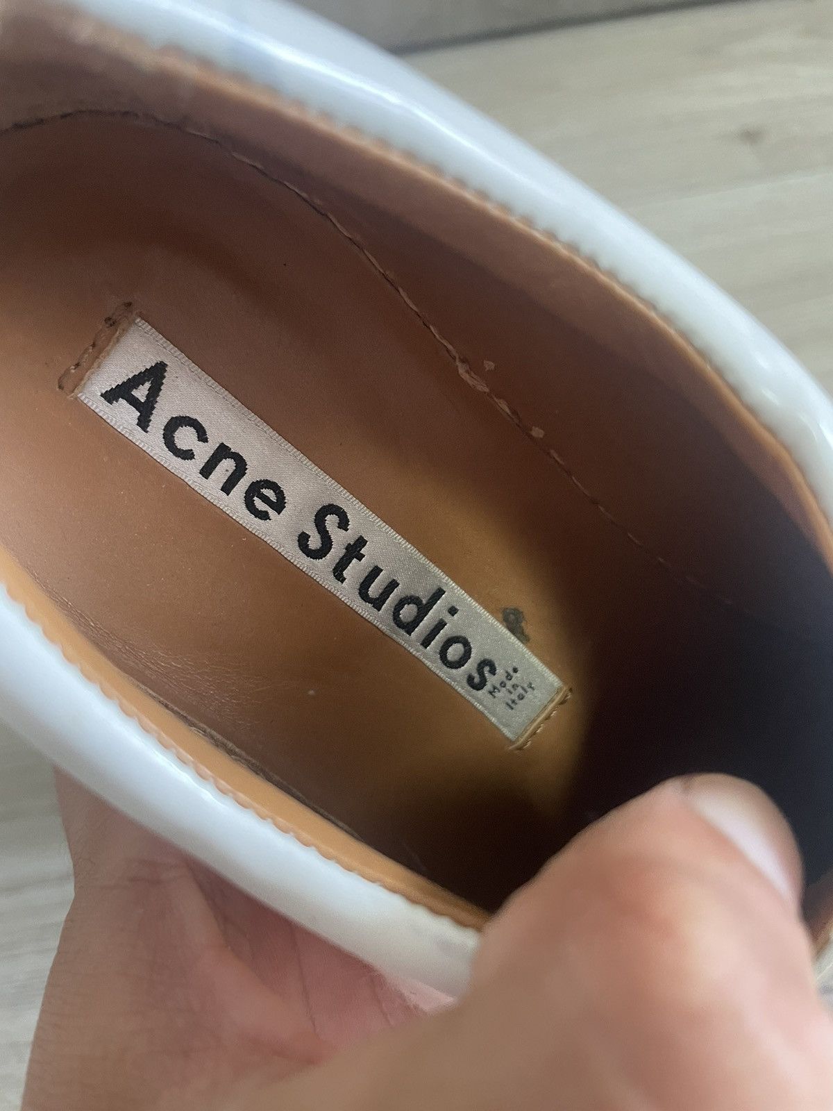 Acne Studios Acne Studios Adriana Patent White Low-Top Sneakers Size US 7 / IT 37 - 9 Thumbnail