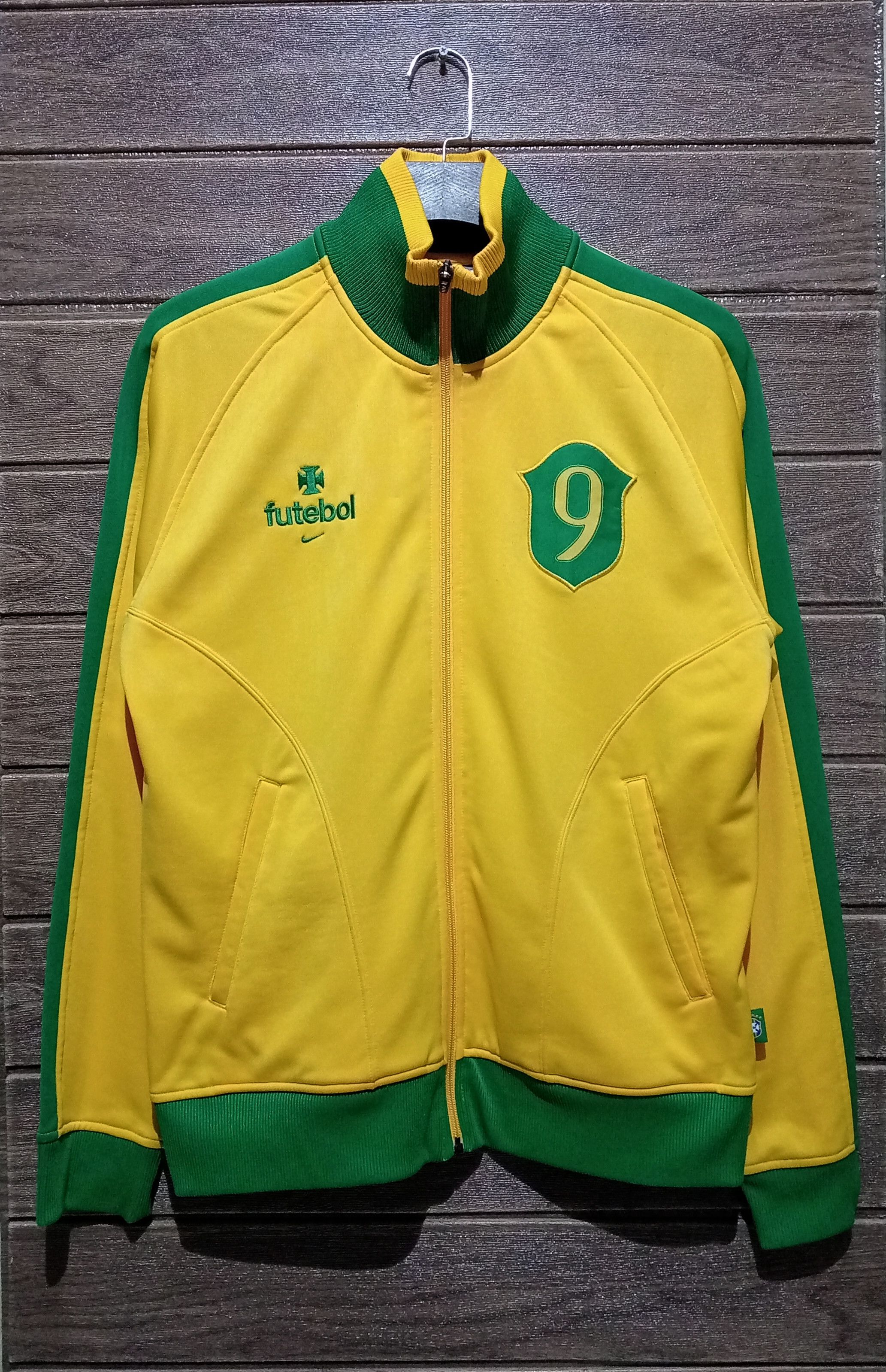 Nike Vintage Nike Futebol Brazil Track Jacket Very Rare Size US XL / EU 56 / 4 - 1 Thumbnail