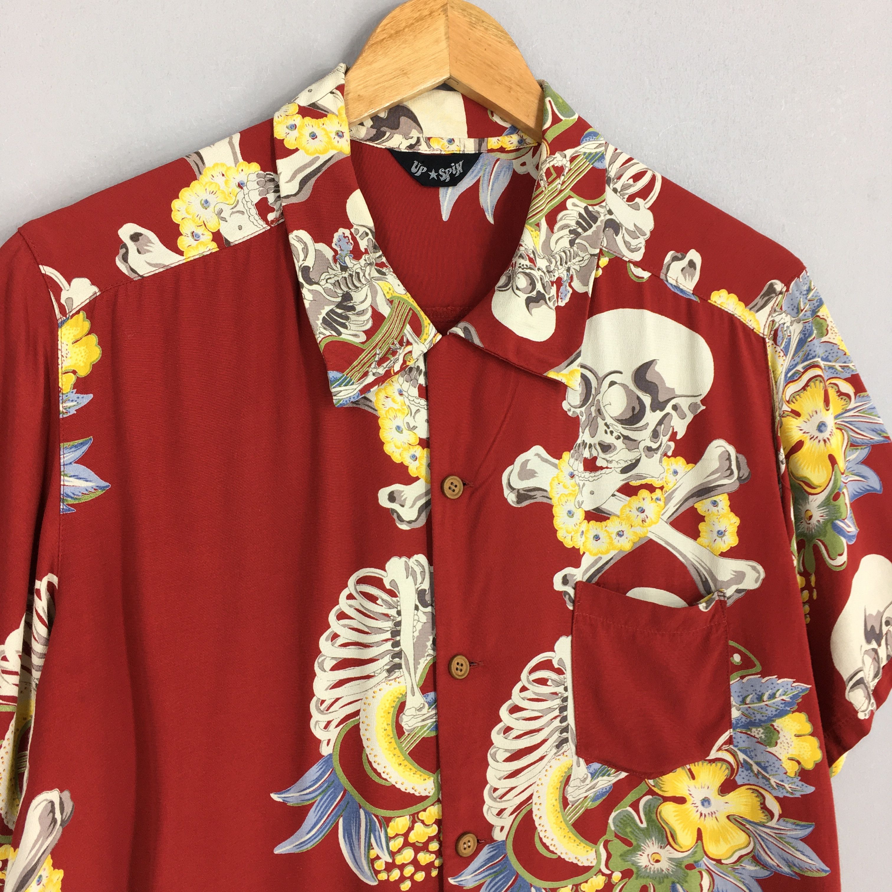 Vintage 80s Hawaiian Skull Bones Japanese Hawaii Shirt Small Size US S / EU 44-46 / 1 - 3 Thumbnail
