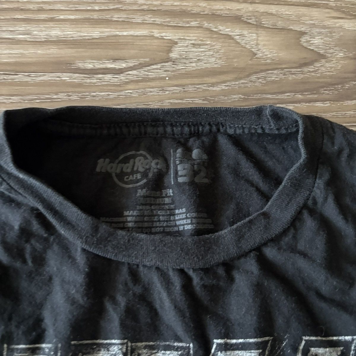Vintage Crazy Vintage Y2K/2000s Hard Rock Cafe Kiss Rock Band Graphic Tee! Size M Size US M / EU 48-50 / 2 - 3 Thumbnail