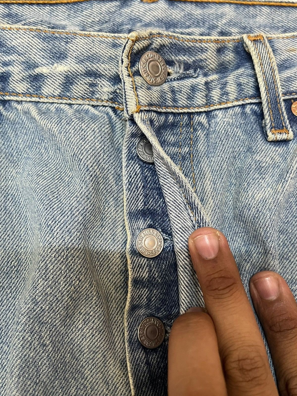Levi's Vintage Levi’s 501 Faded Distressed Denim Size US 33 - 5 Thumbnail