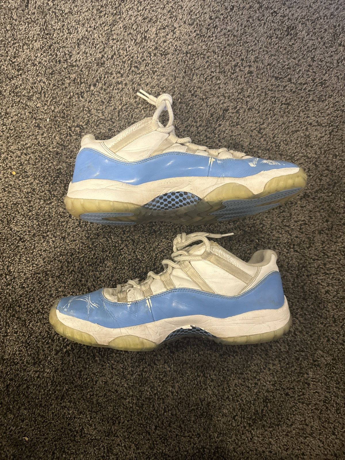 Jordan Brand Jordan 11 Low "UNC" Size US 11 / EU 44 - 5 Thumbnail