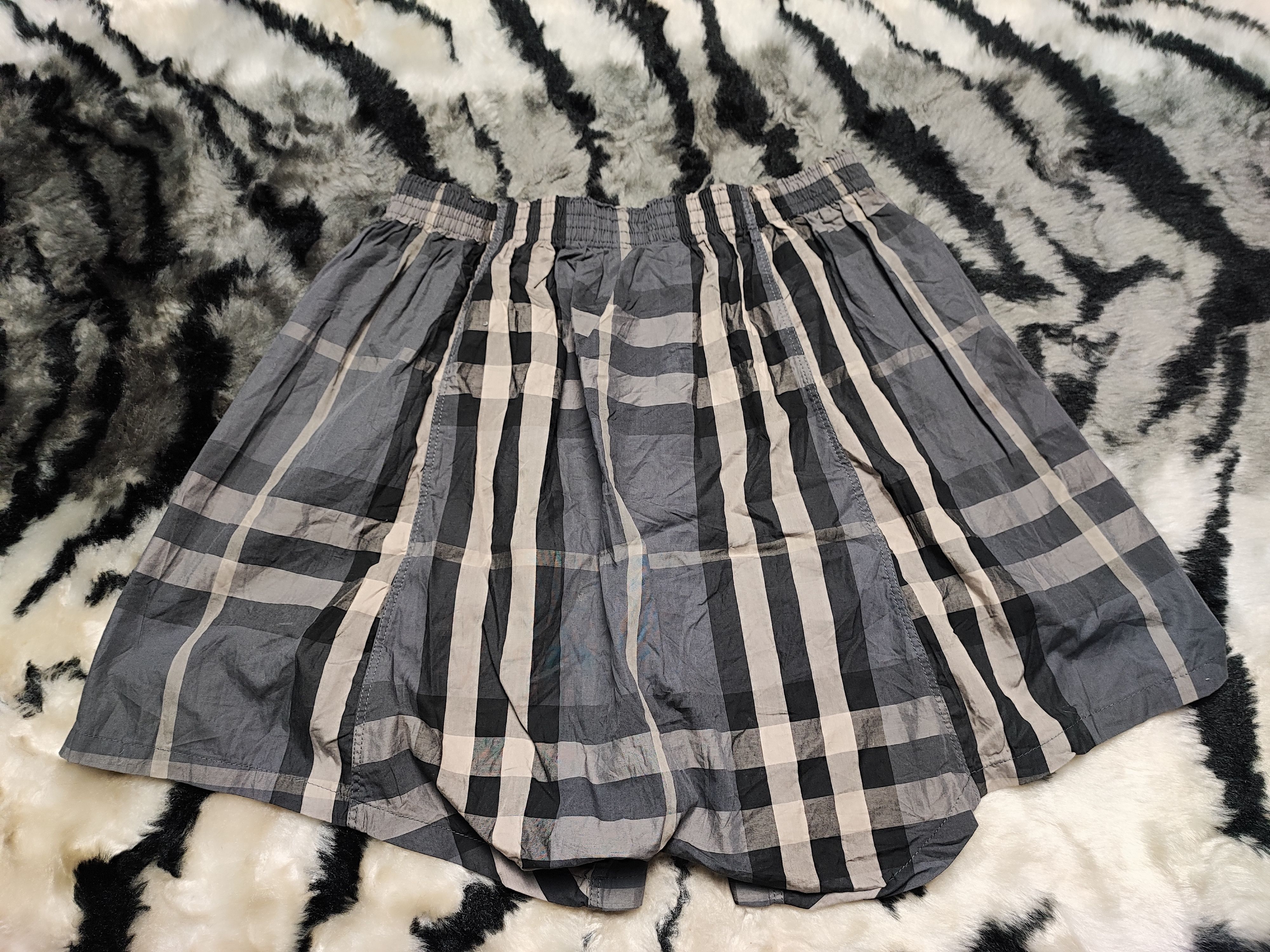 Burberry Burberry Boxer Short Pants Underwear Size 25-29 Size US 28 / EU 44 - 10 Thumbnail