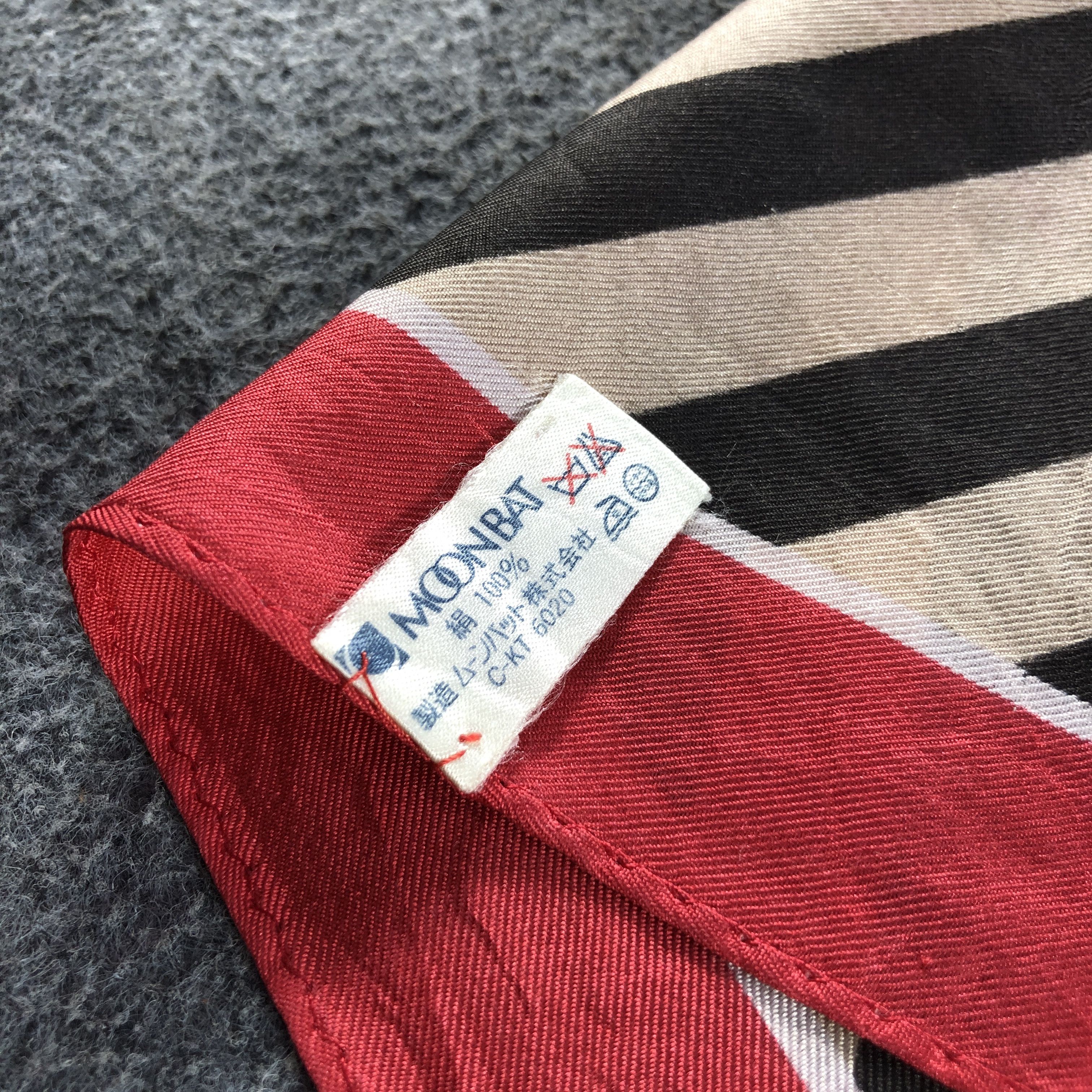 Vintage Vintage Luxury Abstract Silk Scarf M1313 Size ONE SIZE - 4 Thumbnail
