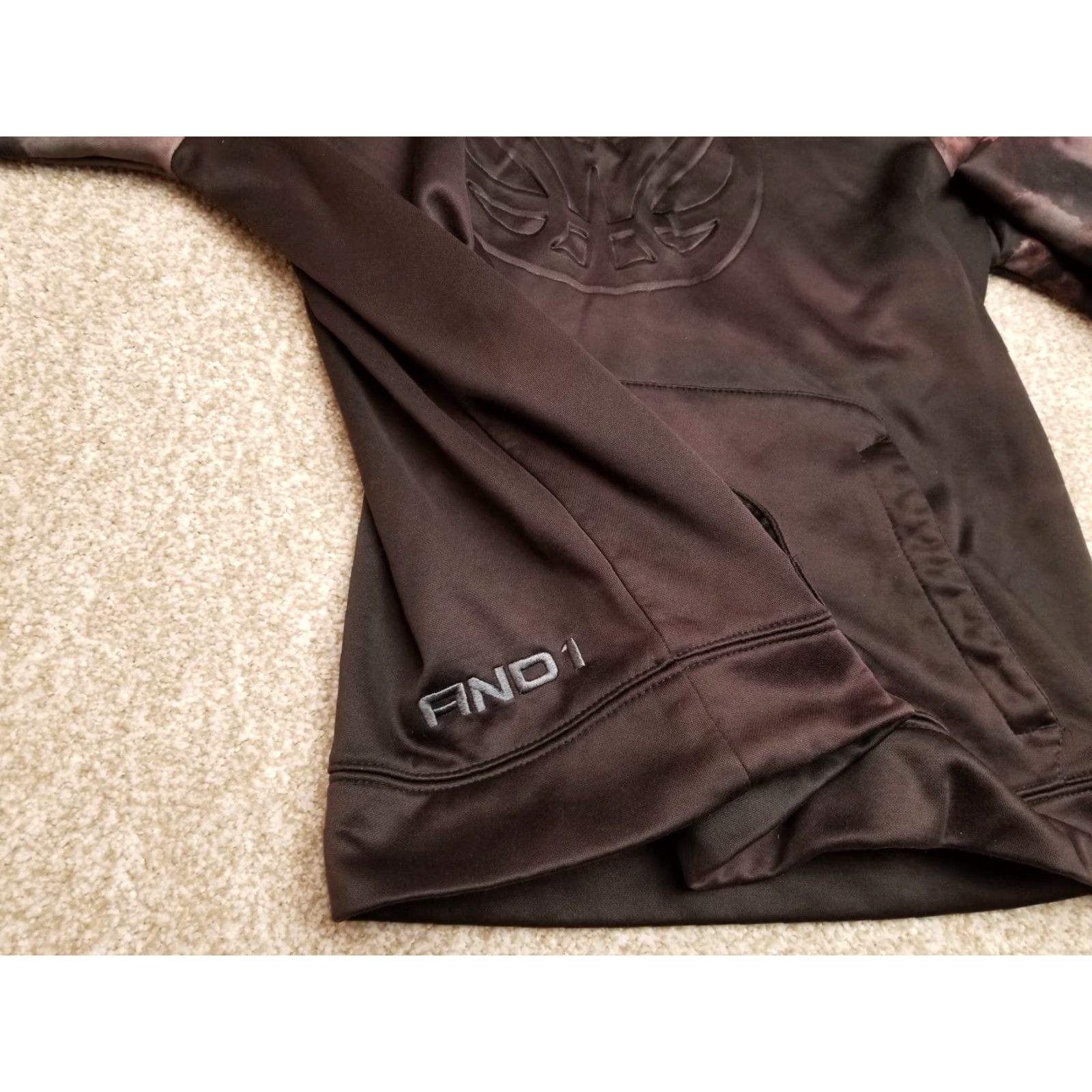 Vintage And1 Hoodie Mens Medium Black Purple Camo Hooded Pullover Sweatshirt Basketball Size US M / EU 48-50 / 2 - 5 Thumbnail