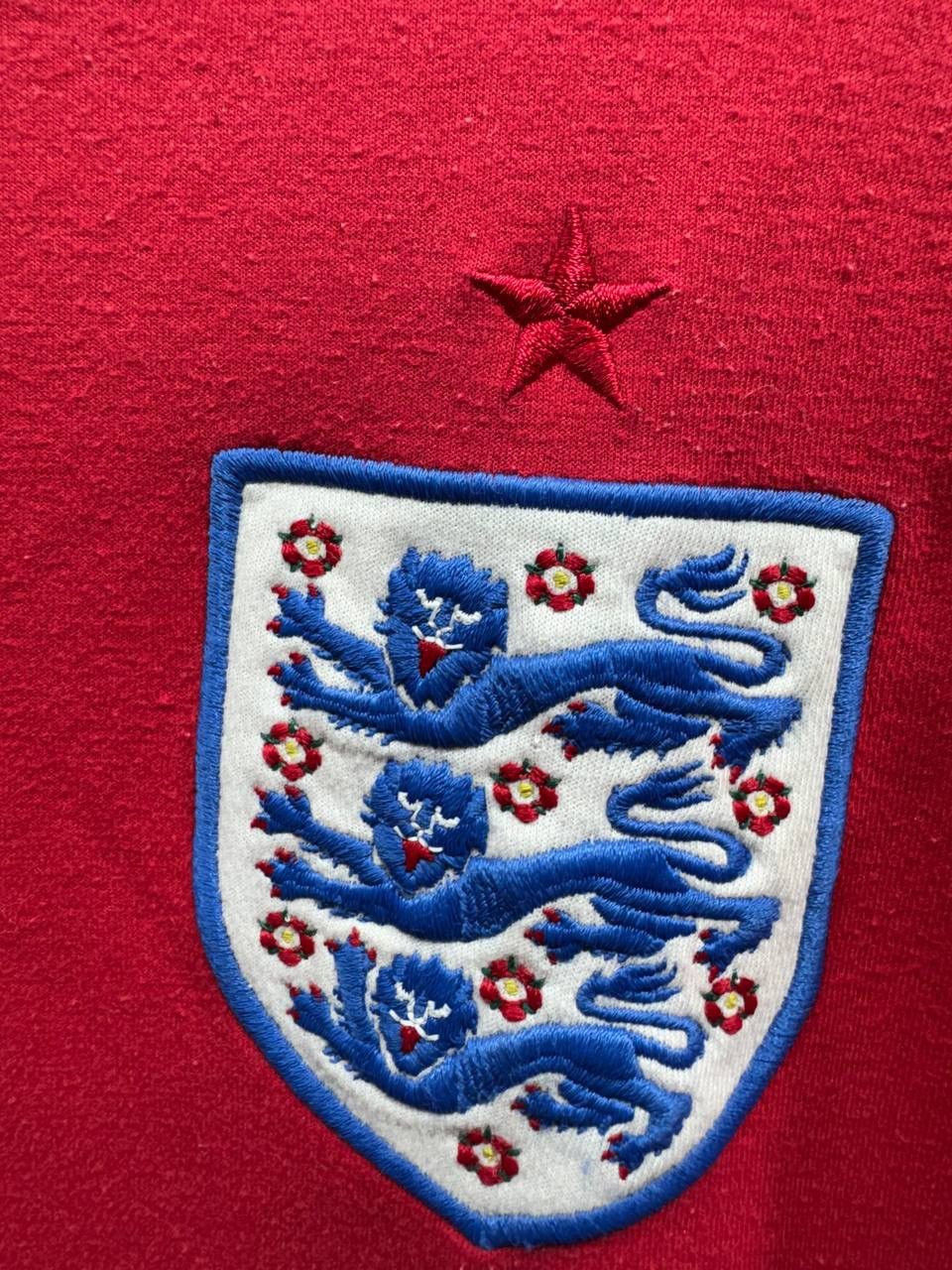 Umbro England Gerrard 4 Away Football Shirt 2010/11 Umbro Size US S / EU 44-46 / 1 - 9 Thumbnail