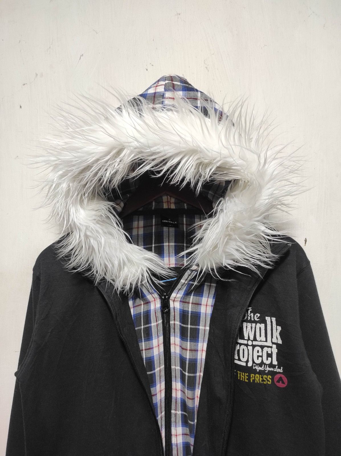 Airwalk Airwalk double layer zip Fur hoodie LGB style Size US M / EU 48-50 / 2 - 14 Thumbnail