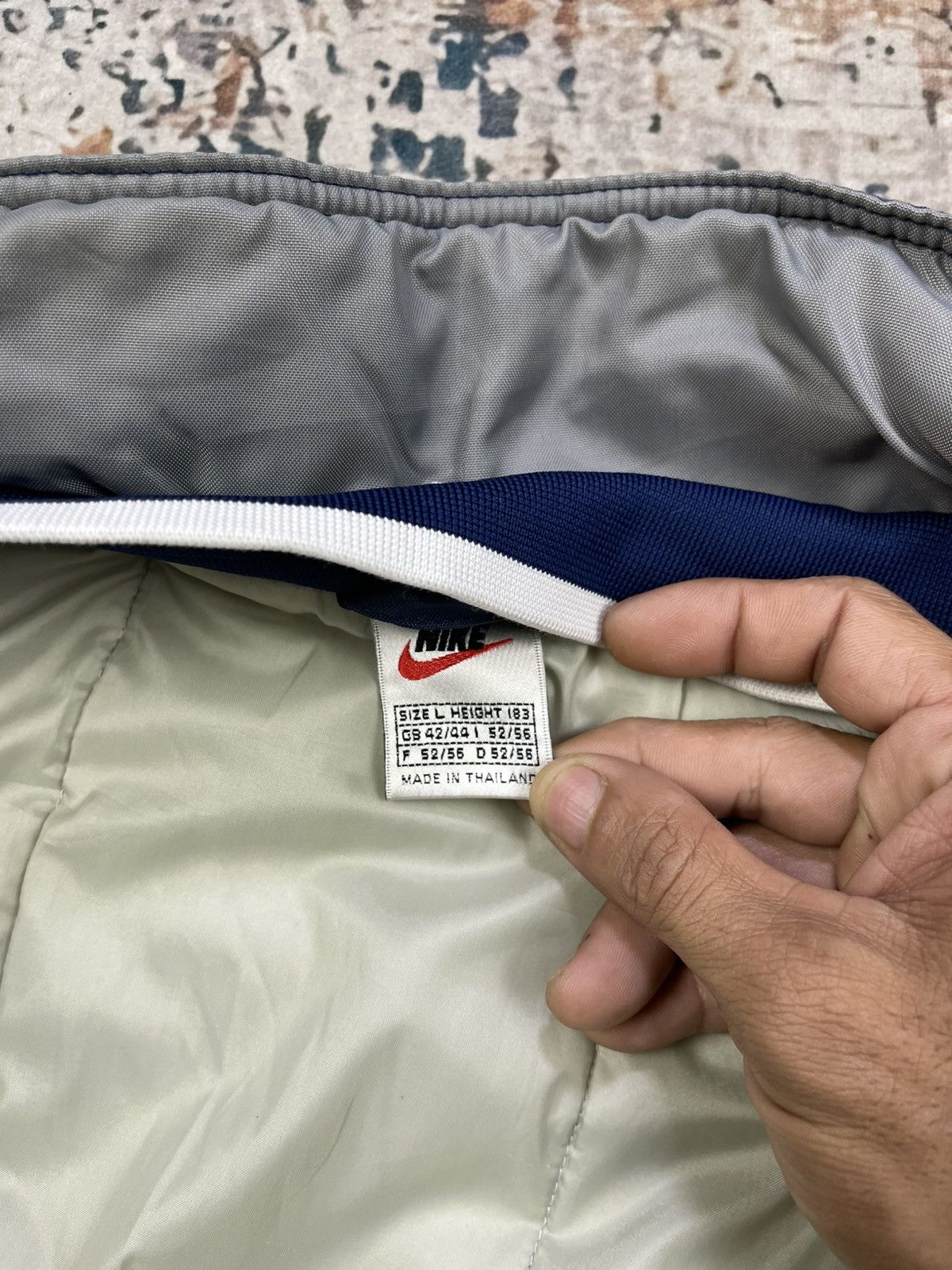 Nike Vtg 90s Nike Navy Big Logo Spell Out Parka Jacket Size US L / EU 52-54 / 3 - 15 Thumbnail