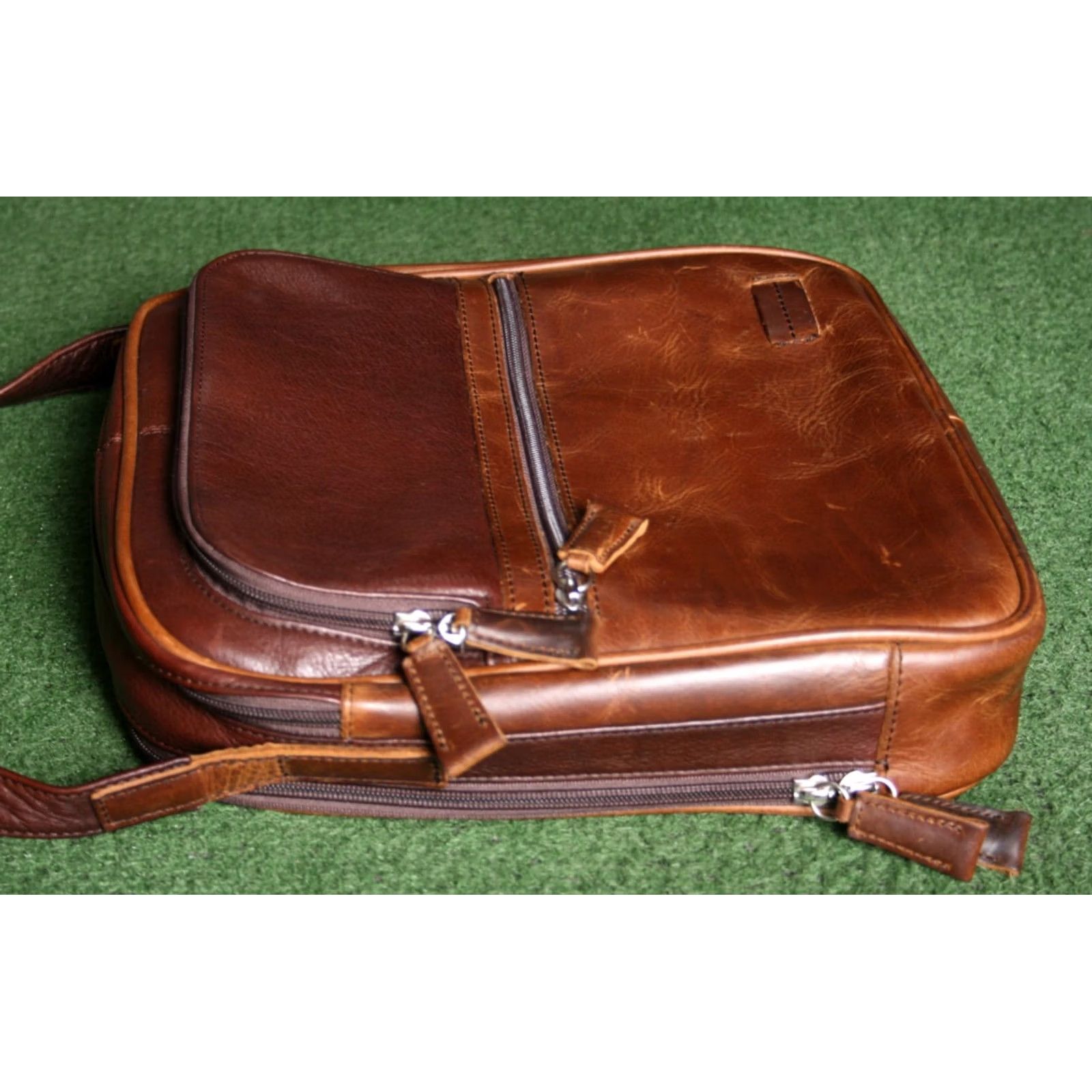Vintage OSGOODE MARLEY Calvin Crossbody Traveler Leather RFID Brown Bag Mens Small Travel Organizer Zip Size ONE SIZE - 6 Thumbnail