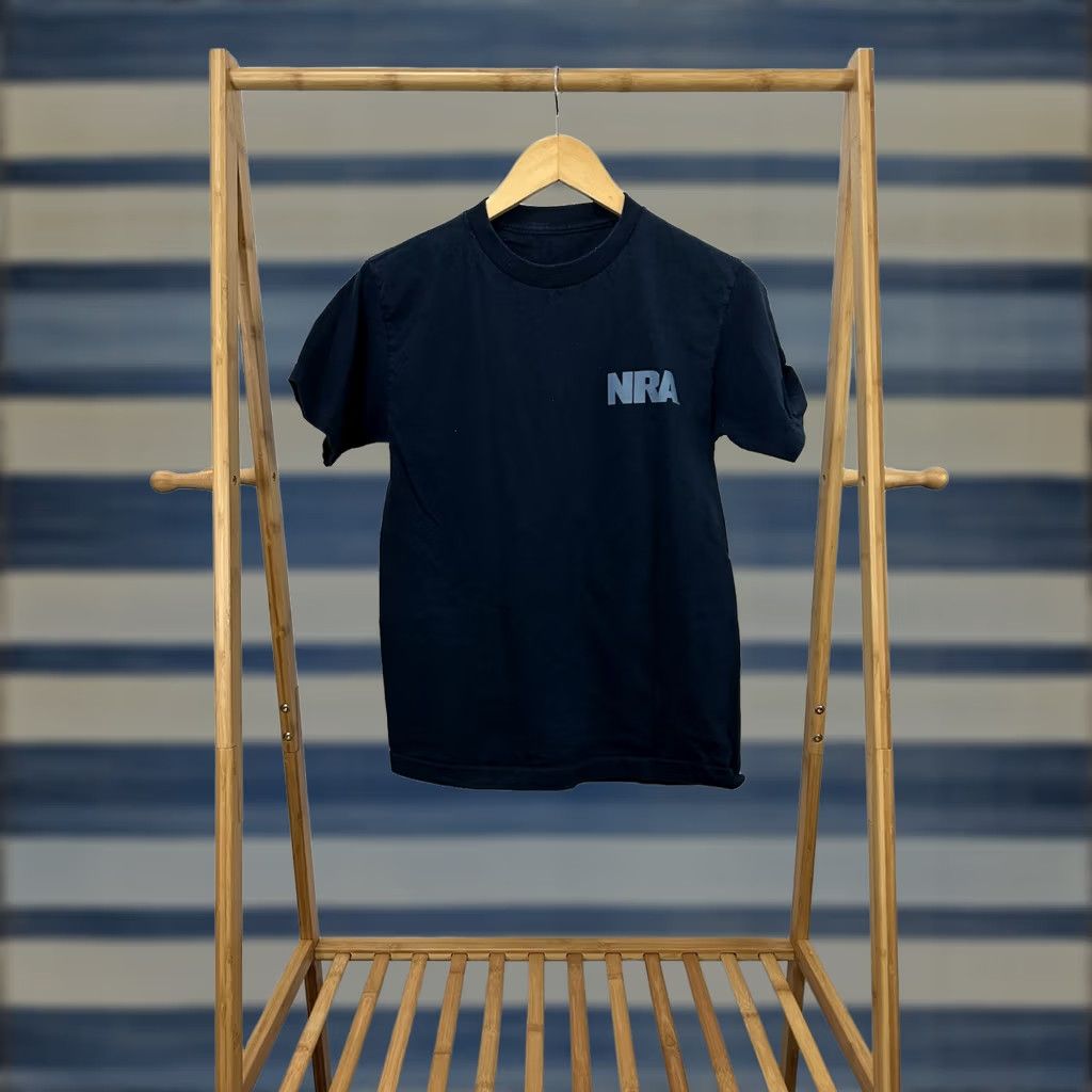 Pistola NRA Scope Gun Pistol VTG T-Shirt Navy Size S Men Short Sleeve Shirts Womens/Mens Size US S / EU 44-46 / 1 - 1 Thumbnail