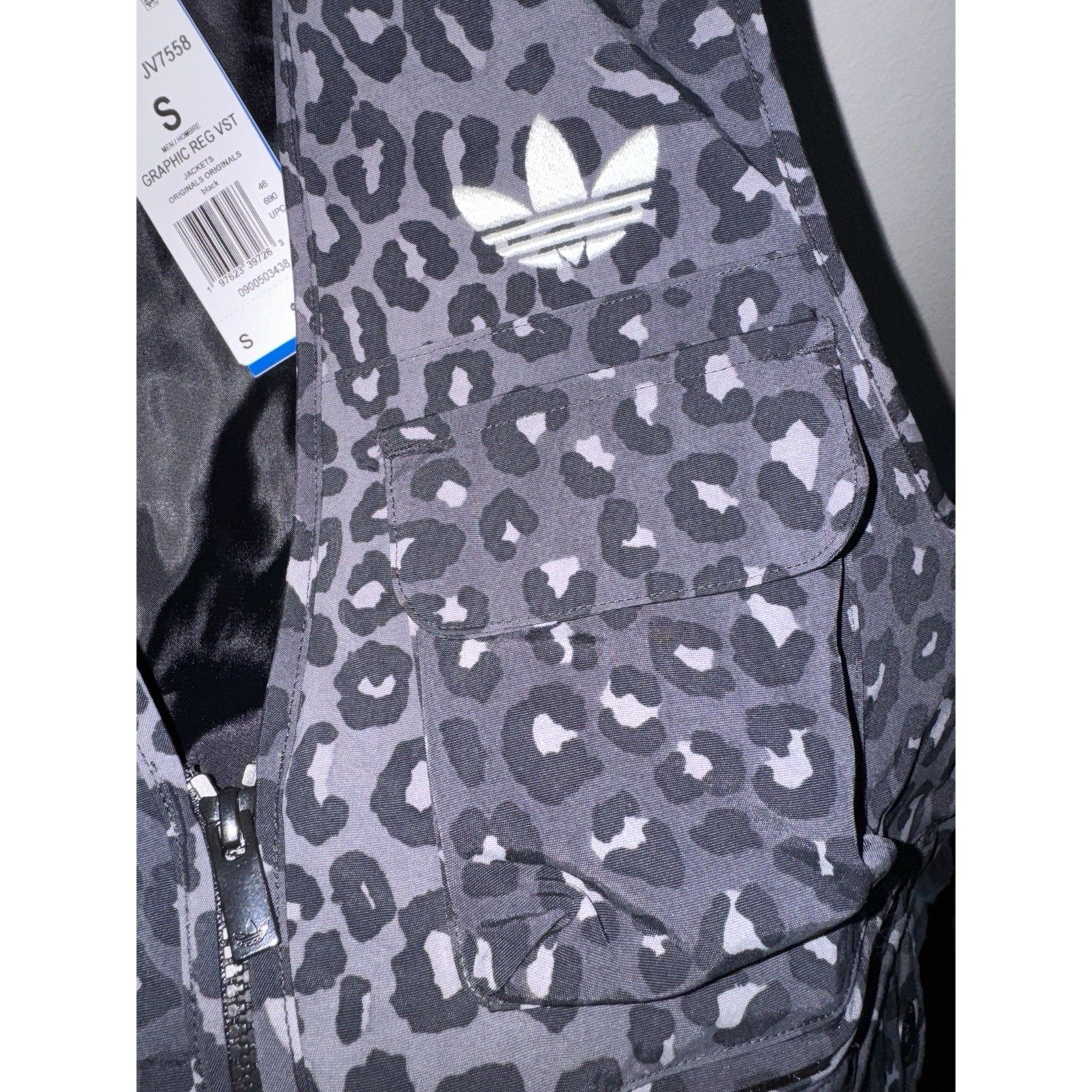 Adidas Small Adidas Utility Black Leopard Print Vest Jacket Size US S / EU 44-46 / 1 - 5 Thumbnail