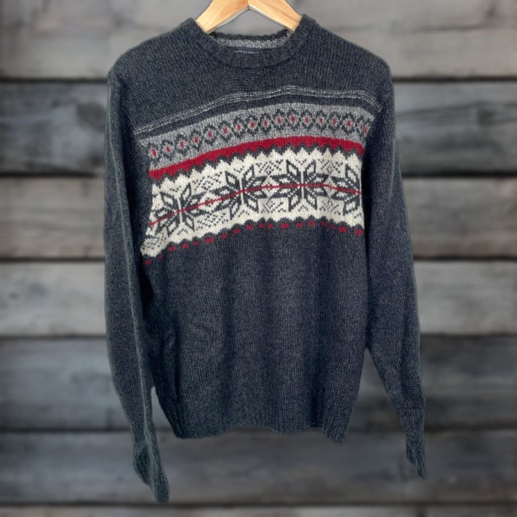 Vintage VINTAGE Tricots St Raphael Fair Isle Sweater Men's Large Charcoal Gray Snowflake Knit Size US L / EU 52-54 / 3 - 1 Thumbnail