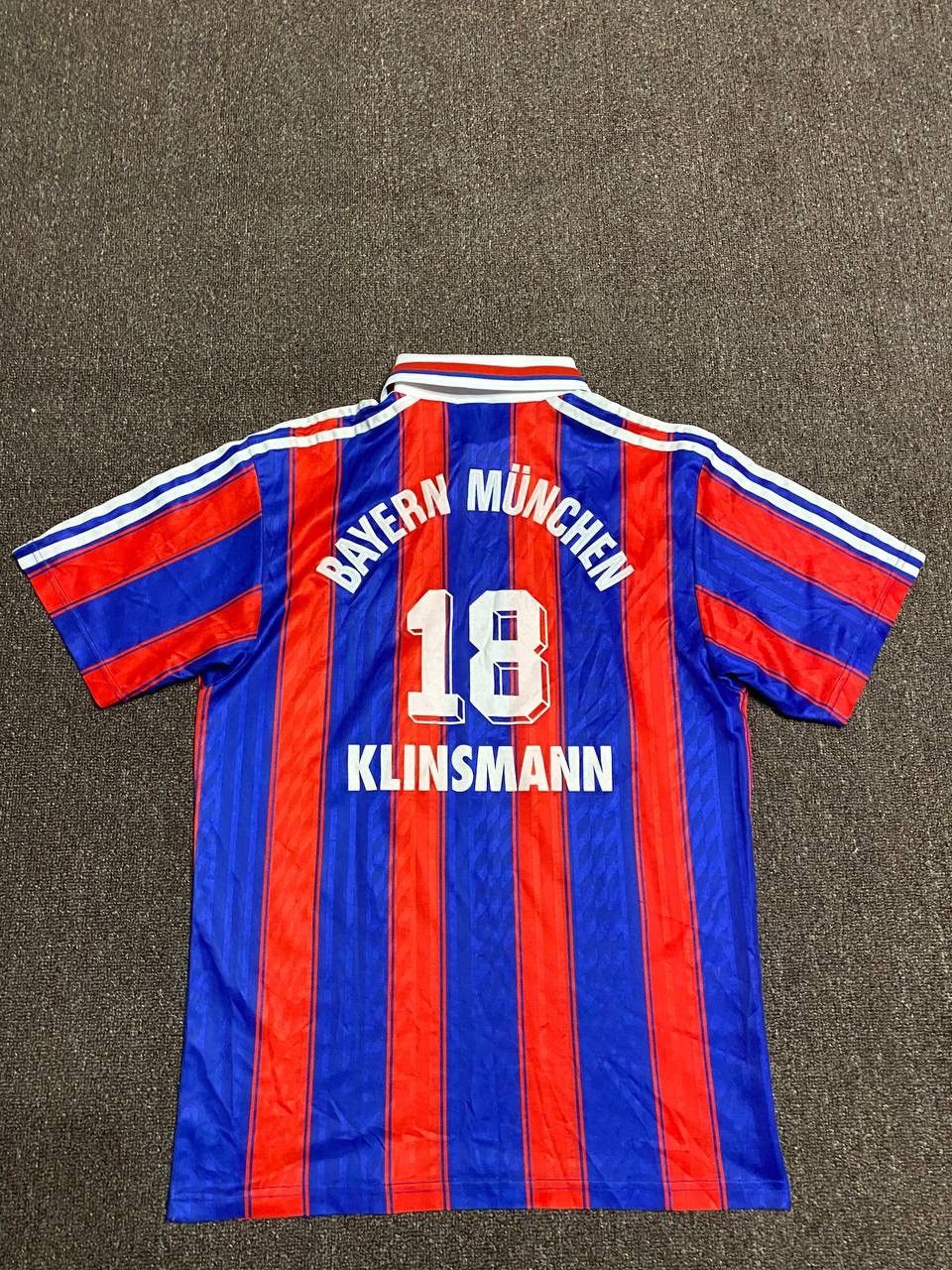 Adidas 1995/97 FC Bayern Munich Munchen Home Kit Soccer Shirt Size US S / EU 44-46 / 1 - 3 Thumbnail