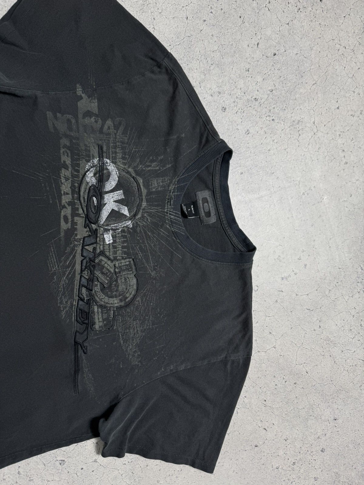Oakley Oakley Vintage Big Logo T-Shirt Size US L / EU 52-54 / 3 - 4 Thumbnail