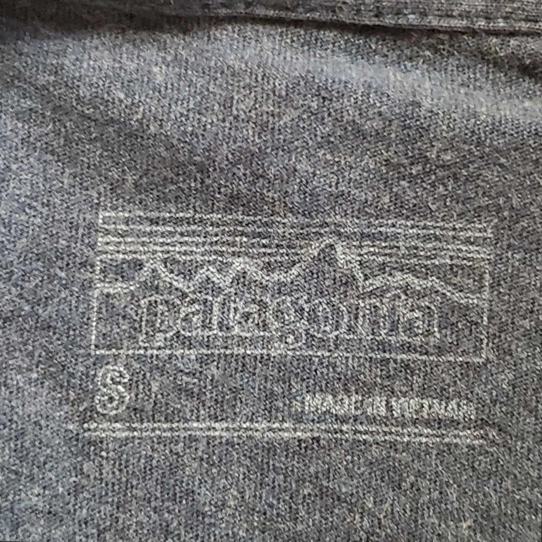Patagonia Patagonia Polo Mens Small Blue Polo Shirt Regular Size S - Deodorant Pit Stains Soaked Priced to Sell Mens Size US S / EU 44-46 / 1 - 5 Thumbnail