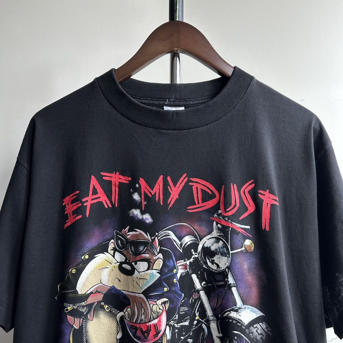 Cartoon Network × Vintage × Warner Bros Vintage 1992 Taz Tasmanian Devil Rider Warner Bros Tee Size US XL / EU 56 / 4 - 2 Thumbnail