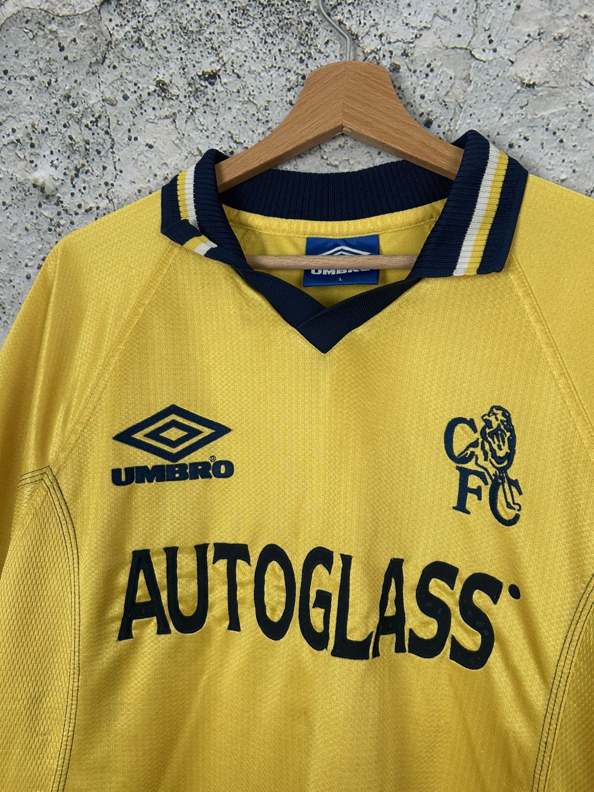 Umbro Vintage Chelsea London 1998-2000 Soccer Jersey Umbro 90s Size US L / EU 52-54 / 3 - 3 Thumbnail