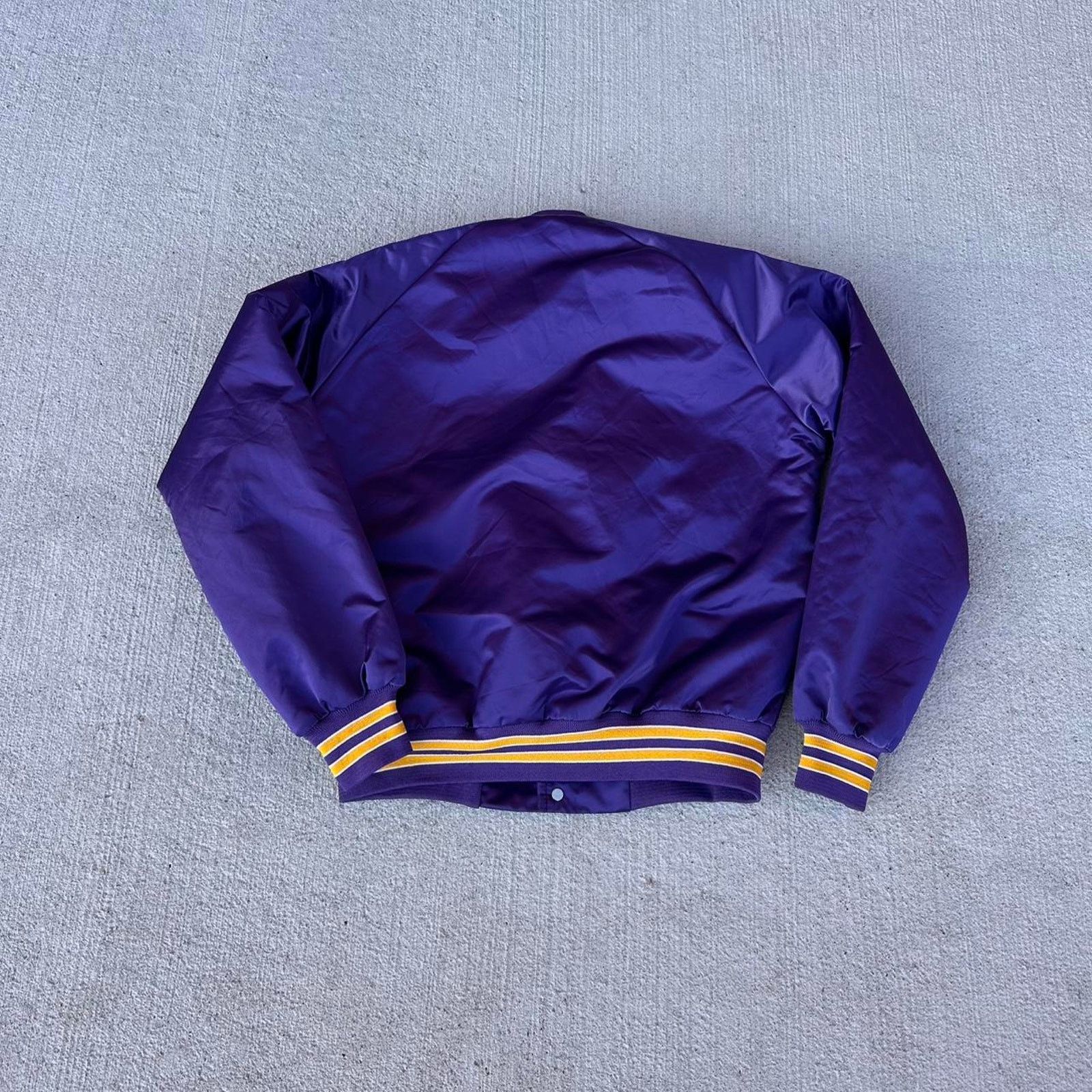 Chalk Line × Vintage Vintage Los Angeles Lakers Chalk Line Satin Jacket Size US M / EU 48-50 / 2 - 5 Thumbnail