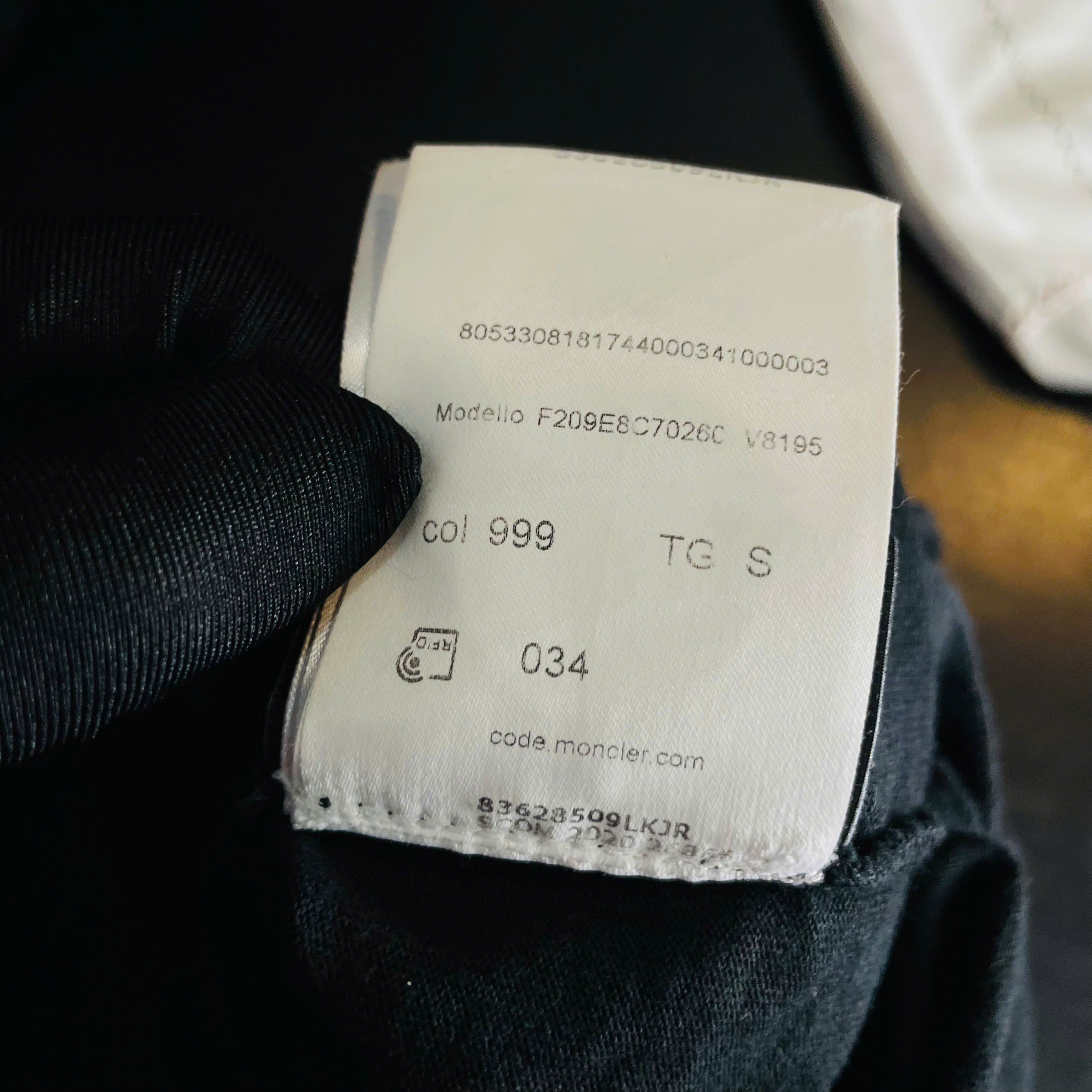 Moncler MONCLER T SHIRT Size US M / EU 48-50 / 2 - 11 Thumbnail