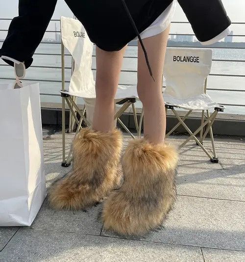 Japanese Brand Winter Fluffy Faux Fur Plush Boots Footwear Size US 6.5 / IT 36.5 - 1 Thumbnail