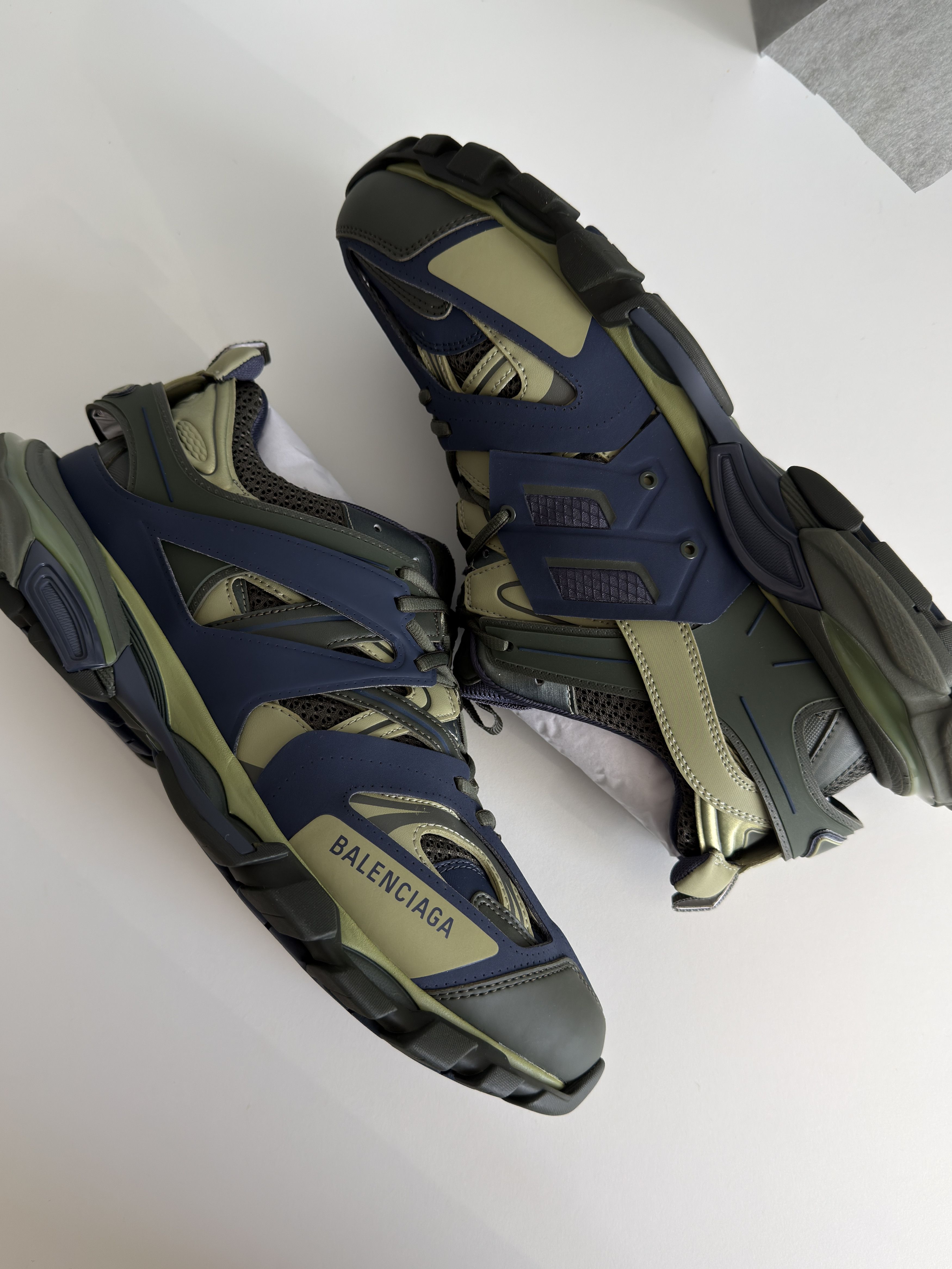 Balenciaga Balenciaga Track Size US 12 / EU 45 - 1 Thumbnail