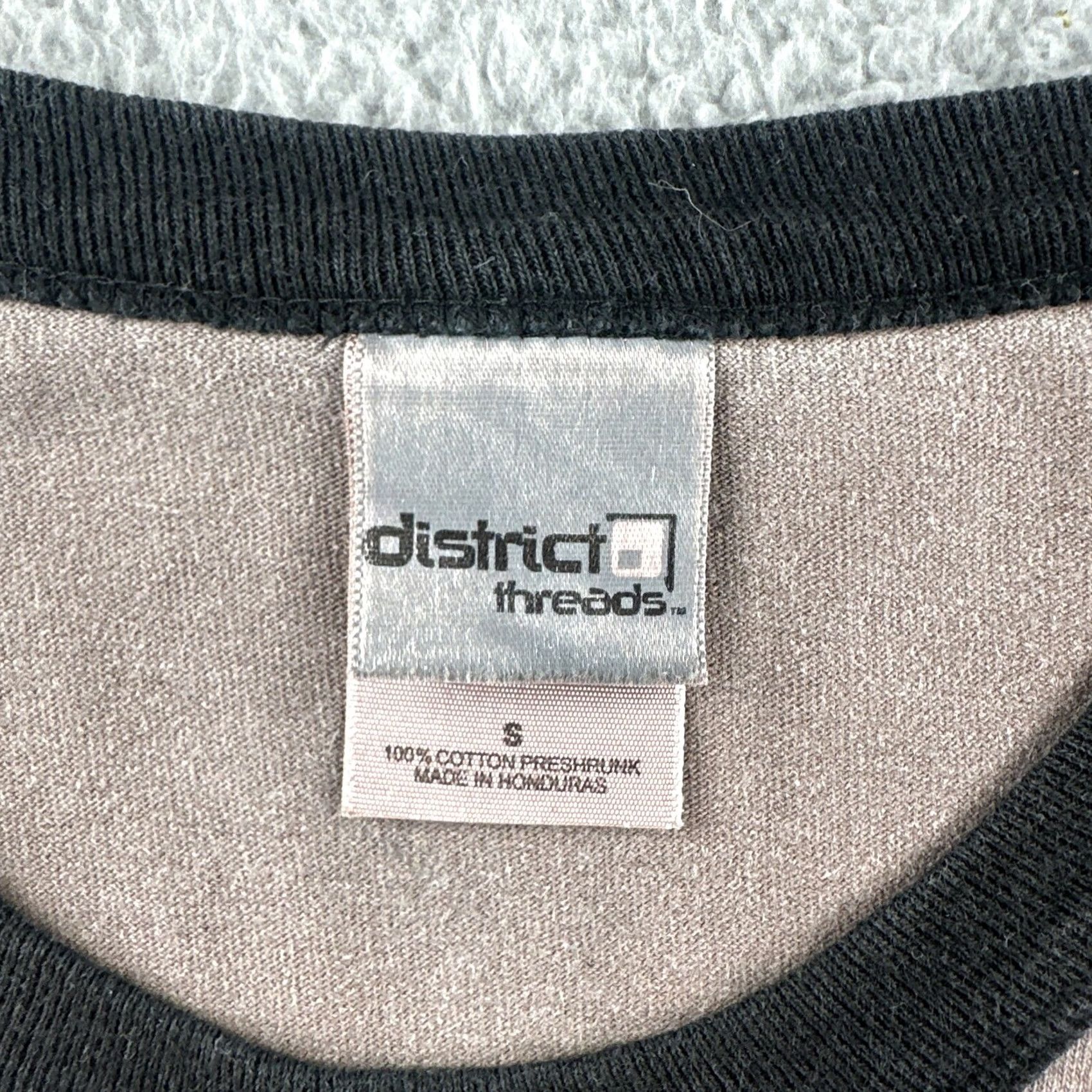 Vintage VINTAGE District Threads Mens S Baseball T Shirt Regeneration Revolution Jesus Tee Gray 1990s Sportswear/Beach Mens Size US S / EU 44-46 / 1 - 7 Thumbnail