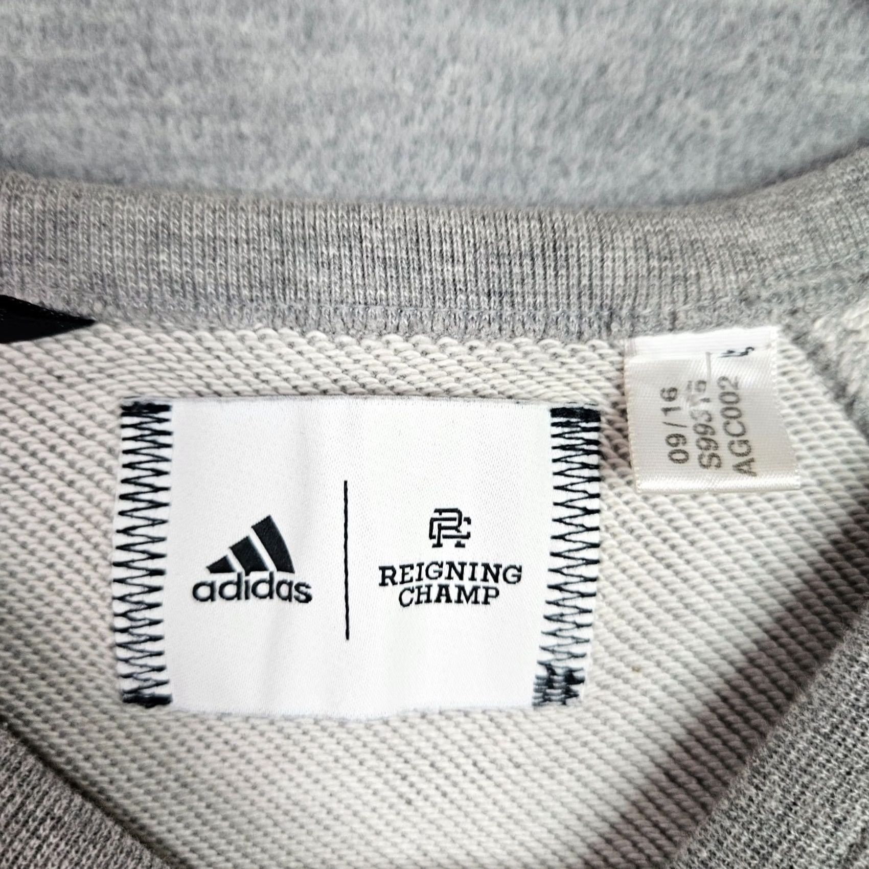 Adidas Adidas Reigning Champ Sweatshirt Women’s Low-Hight Heather Grey L Crew Neck Raglan Sleeve Pullover Logo Size L / US 10 / IT 46 - 5 Thumbnail