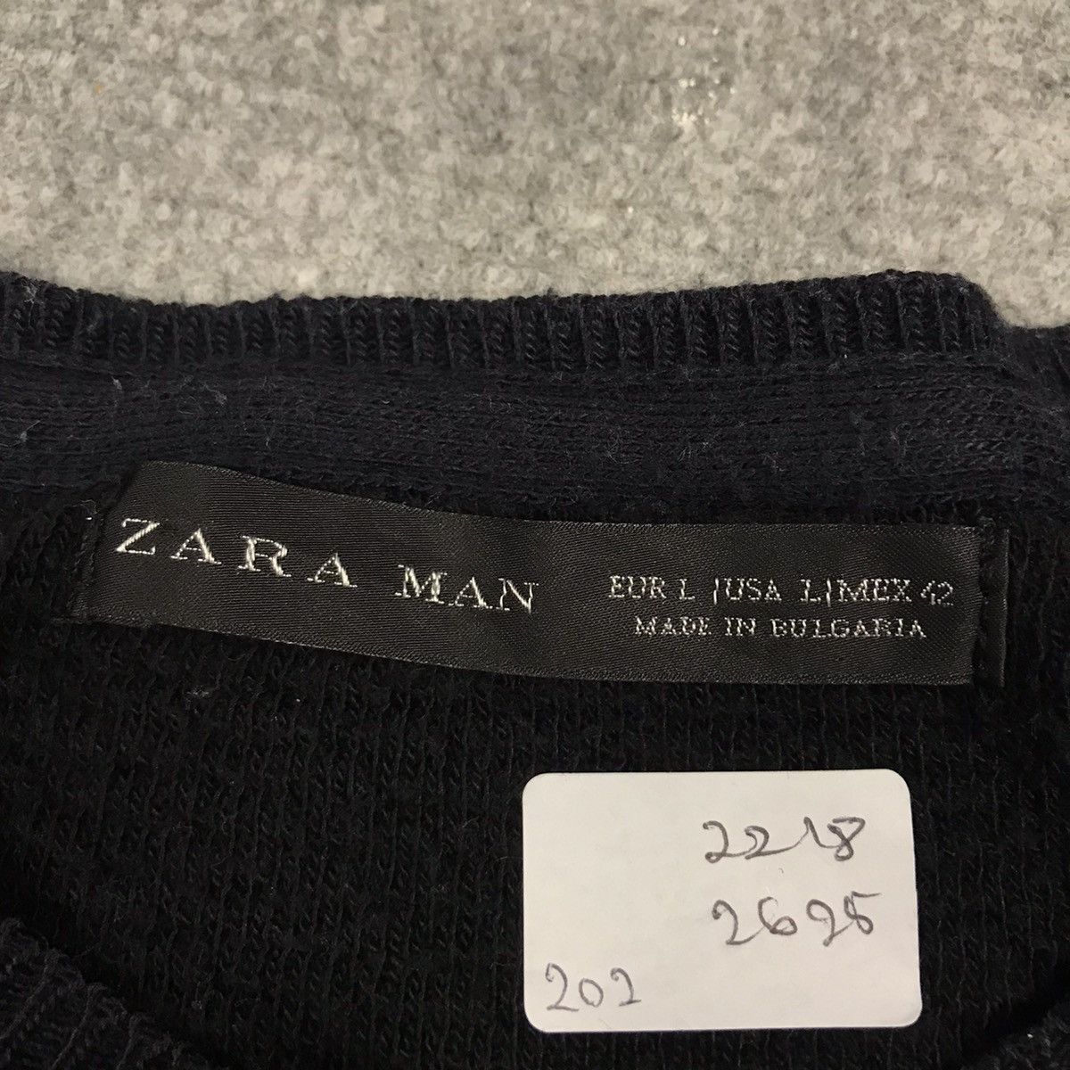 Japanese Brand JAPANESE STYLE ZARA LEATHER SHOULDER SWEATSHIRT Size US L / EU 52-54 / 3 - 10 Thumbnail