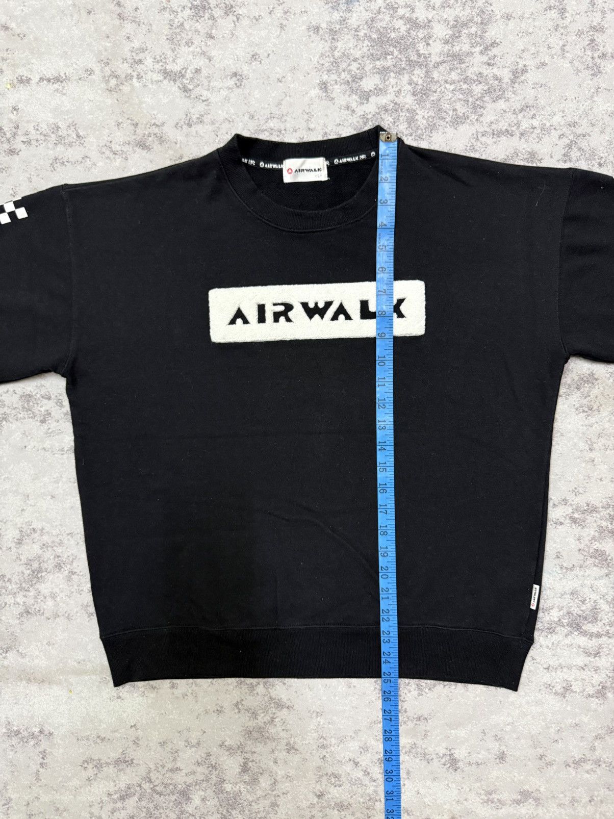 Airwalk Vintage Airwalk Velvet Logo Chekered Sleeve Graphic Sweat Size US M / EU 48-50 / 2 - 15 Thumbnail