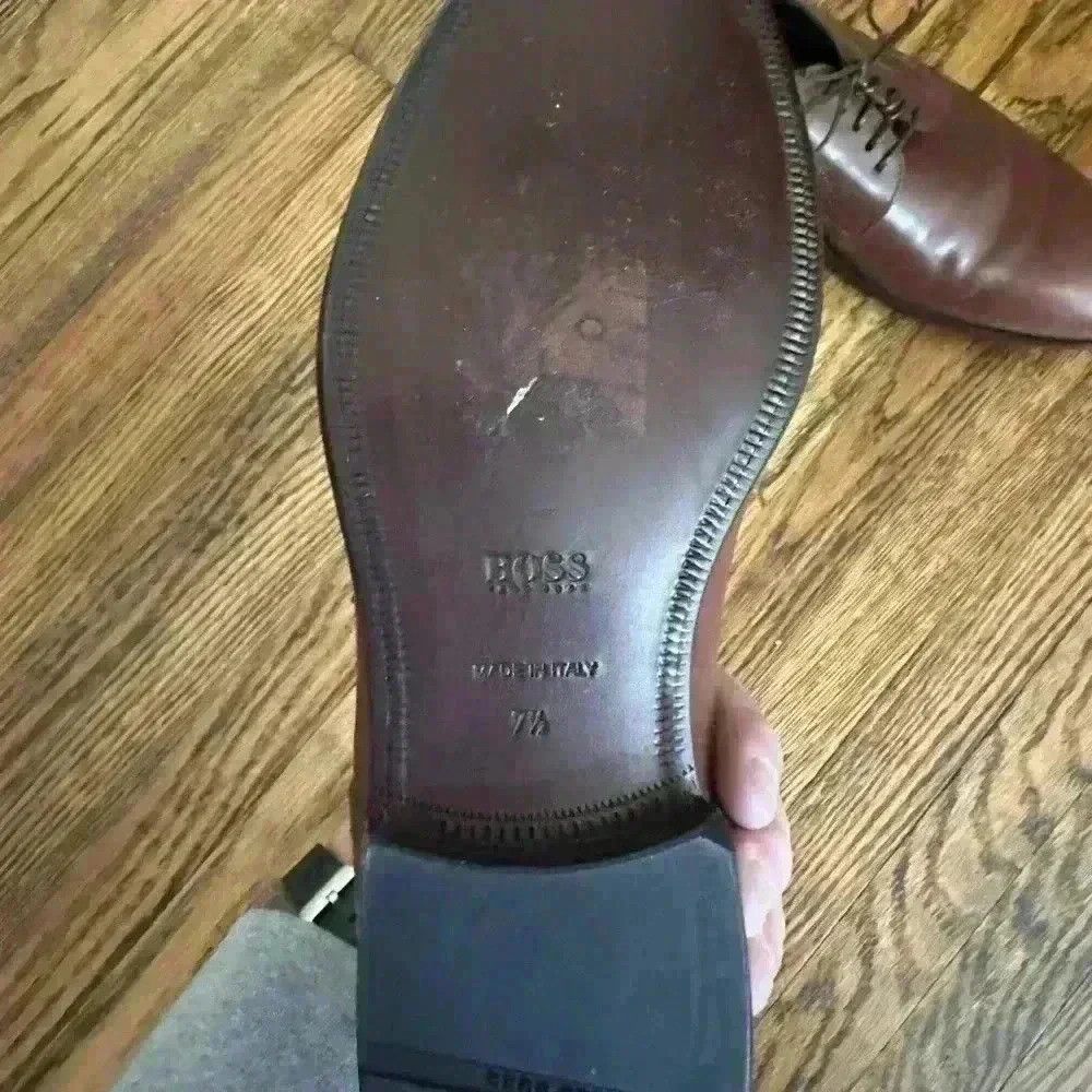 Hugo Boss Hugo Boss Italian leather Derbys Size US 7.5 / EU 40-41 - 4 Thumbnail